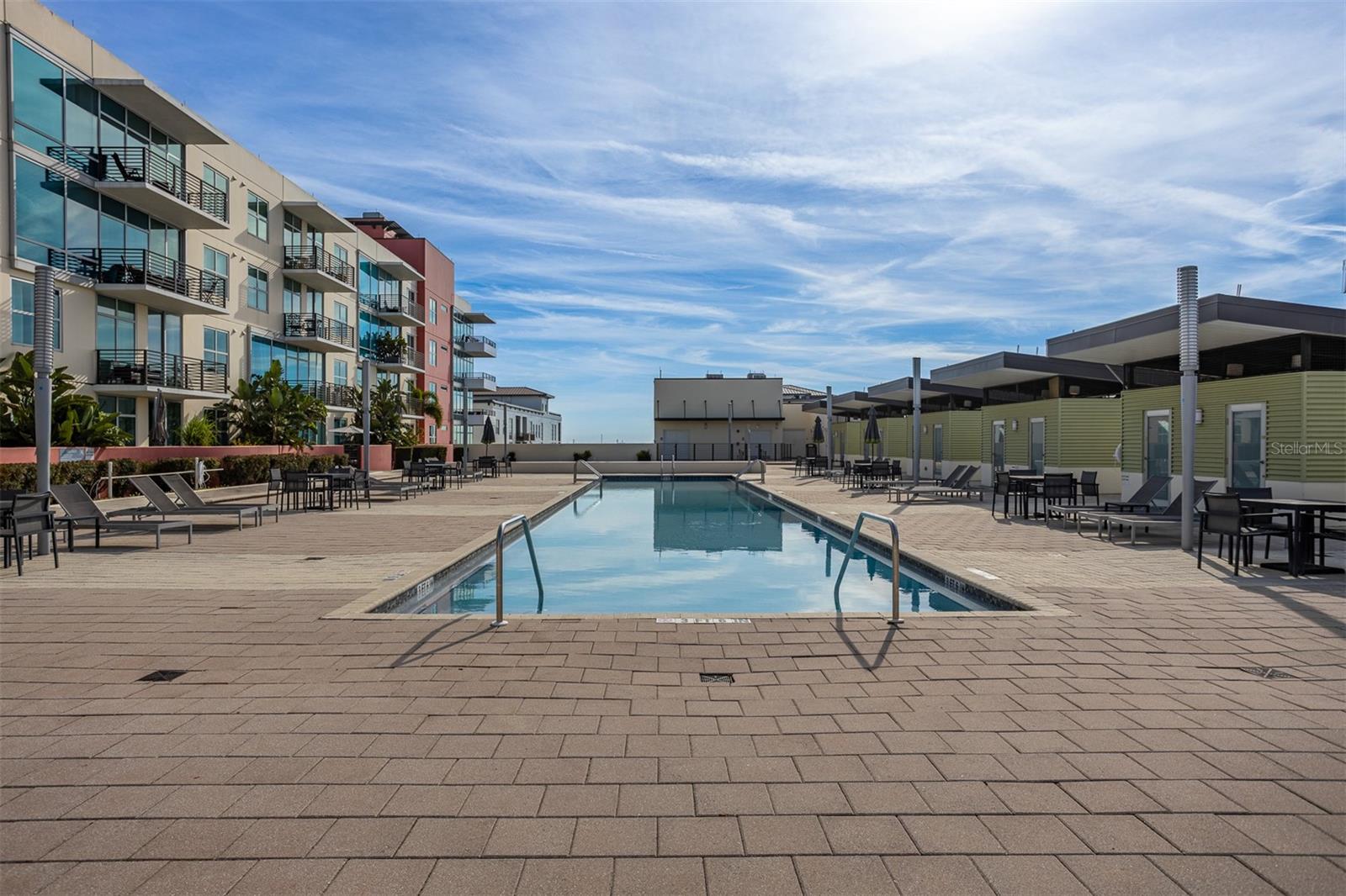 1208 E KENNEDY BLVD #518 — photo 32