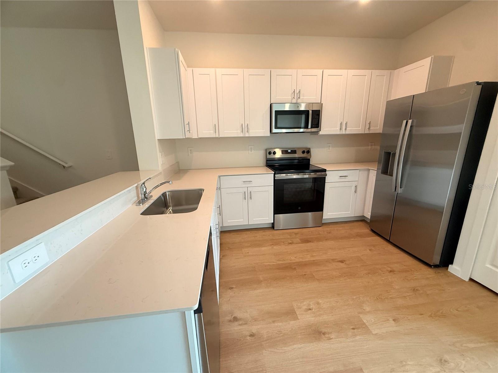 5339 MARITIME BREEZE LOOP — photo 15