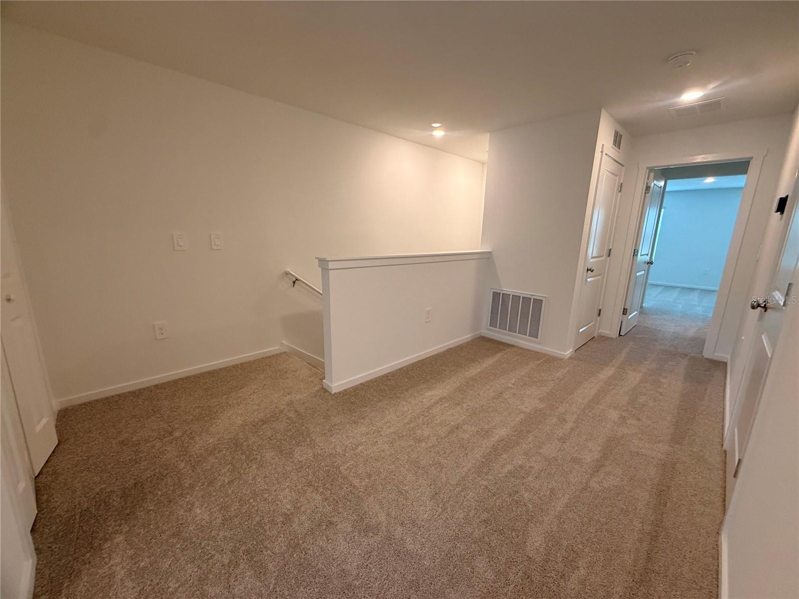5339 MARITIME BREEZE LOOP — photo 30