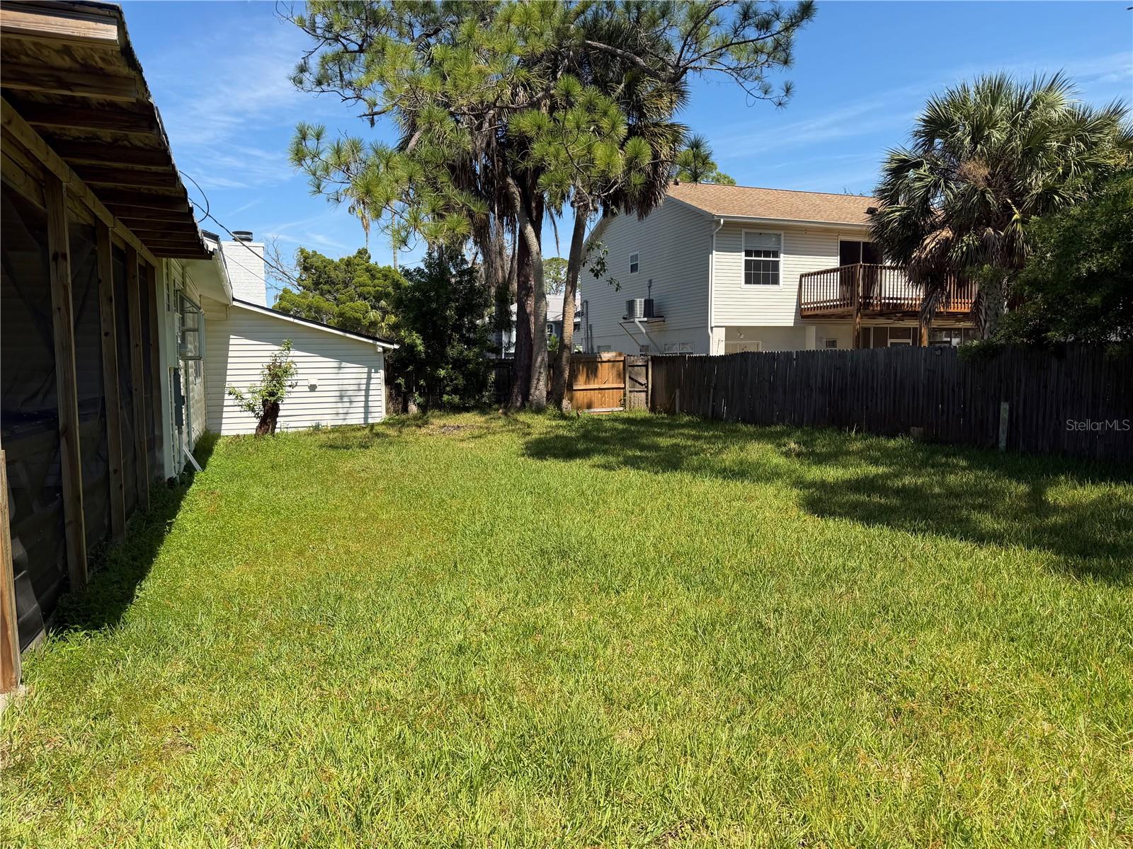 5118 BEHMS CT — photo 8