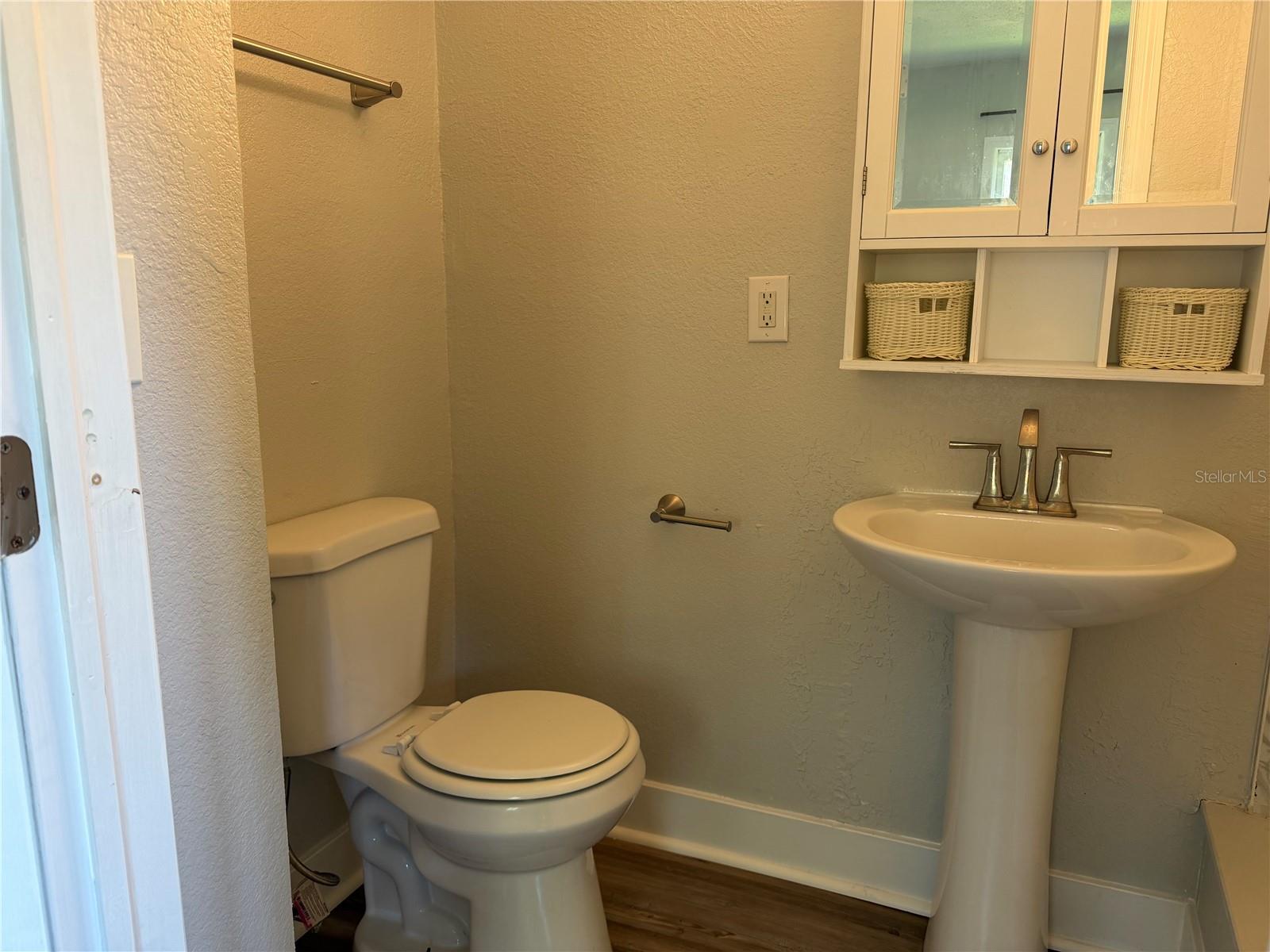 5118 BEHMS CT — photo 33