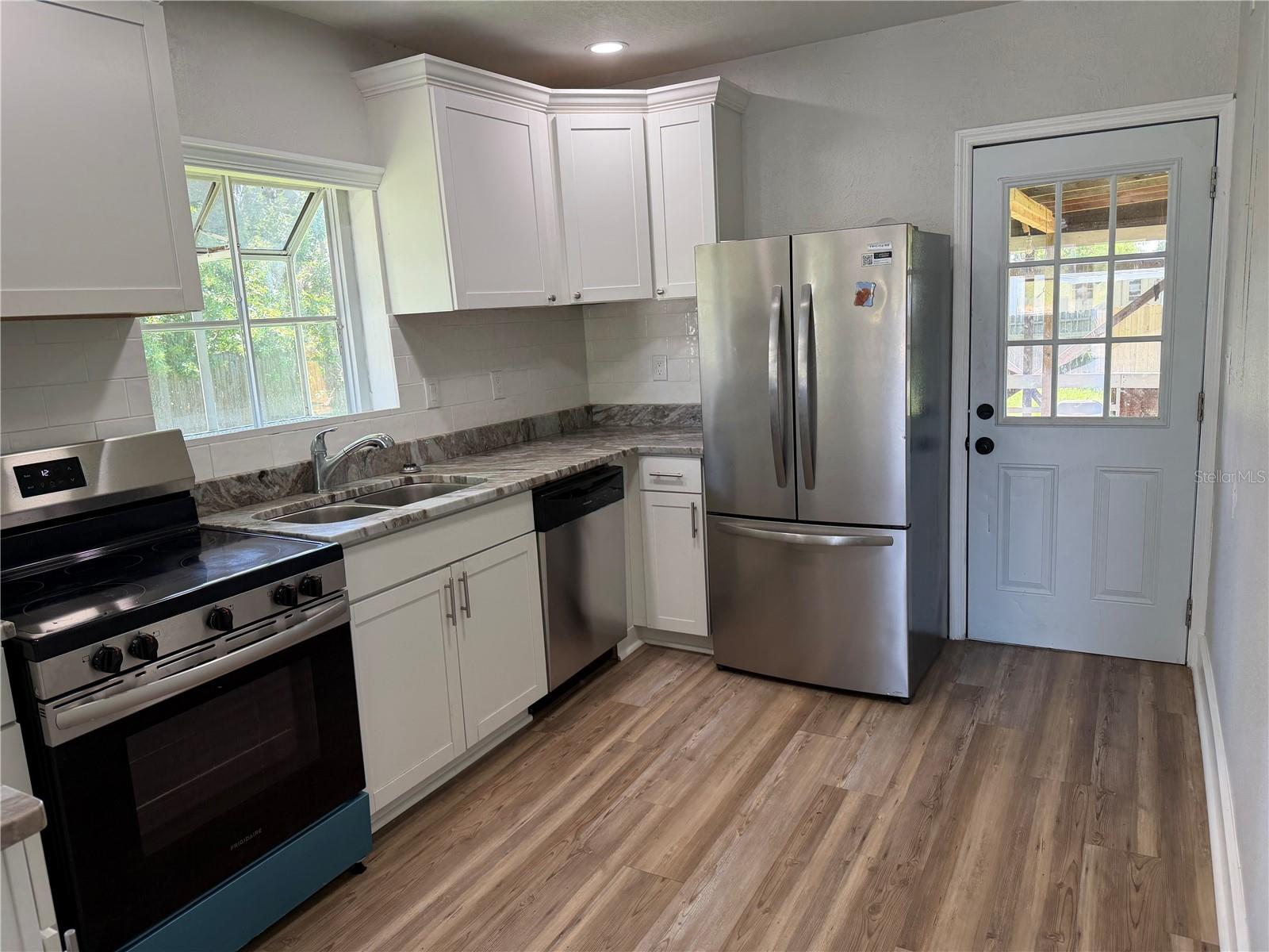 5118 BEHMS CT — photo 15
