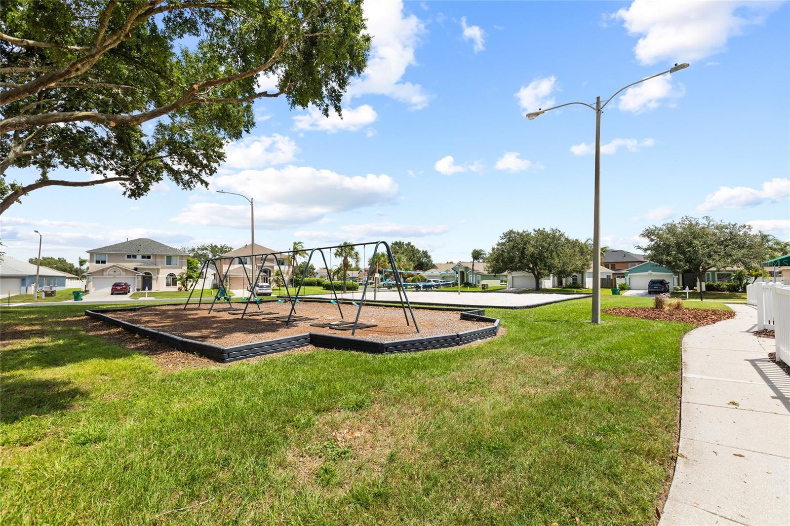 25500 GEDDY DR — photo 76