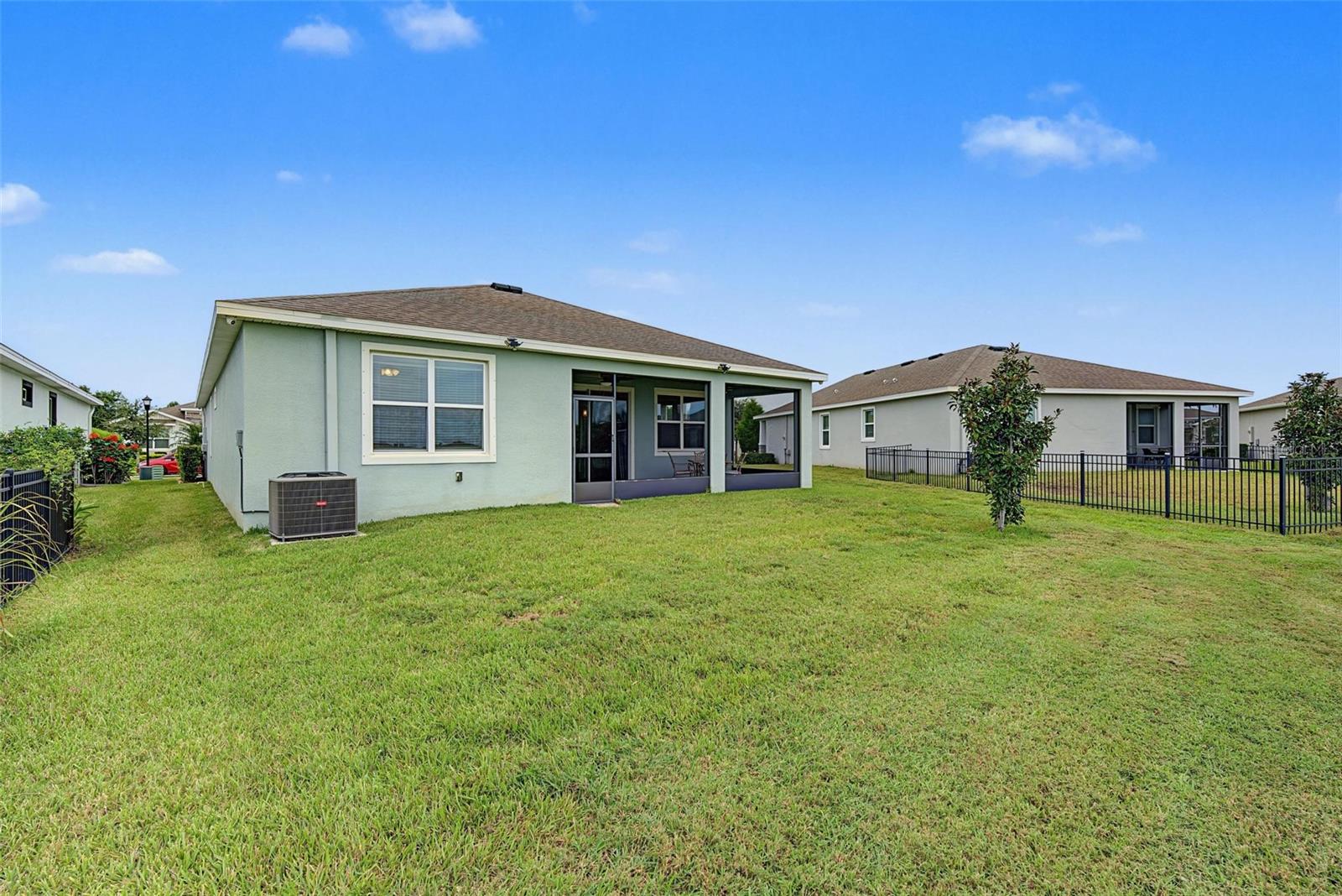 13338 WATERLEAF GARDEN CIR — photo 32