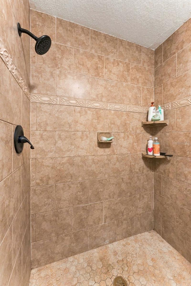 3006 RIVER GROVE DR — photo 47