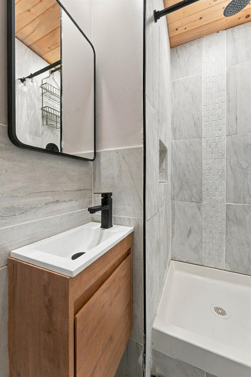 3006 RIVER GROVE DR — photo 25