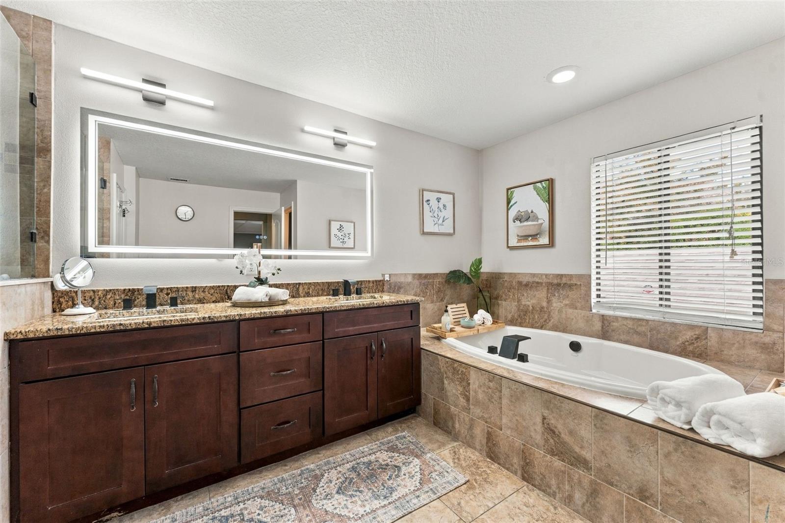 3006 RIVER GROVE DR — photo 18