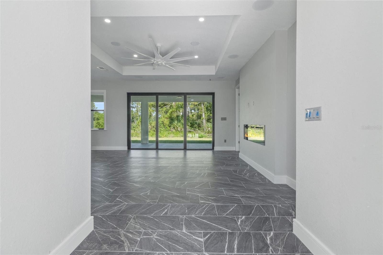 2385 ECKER TER — photo 10