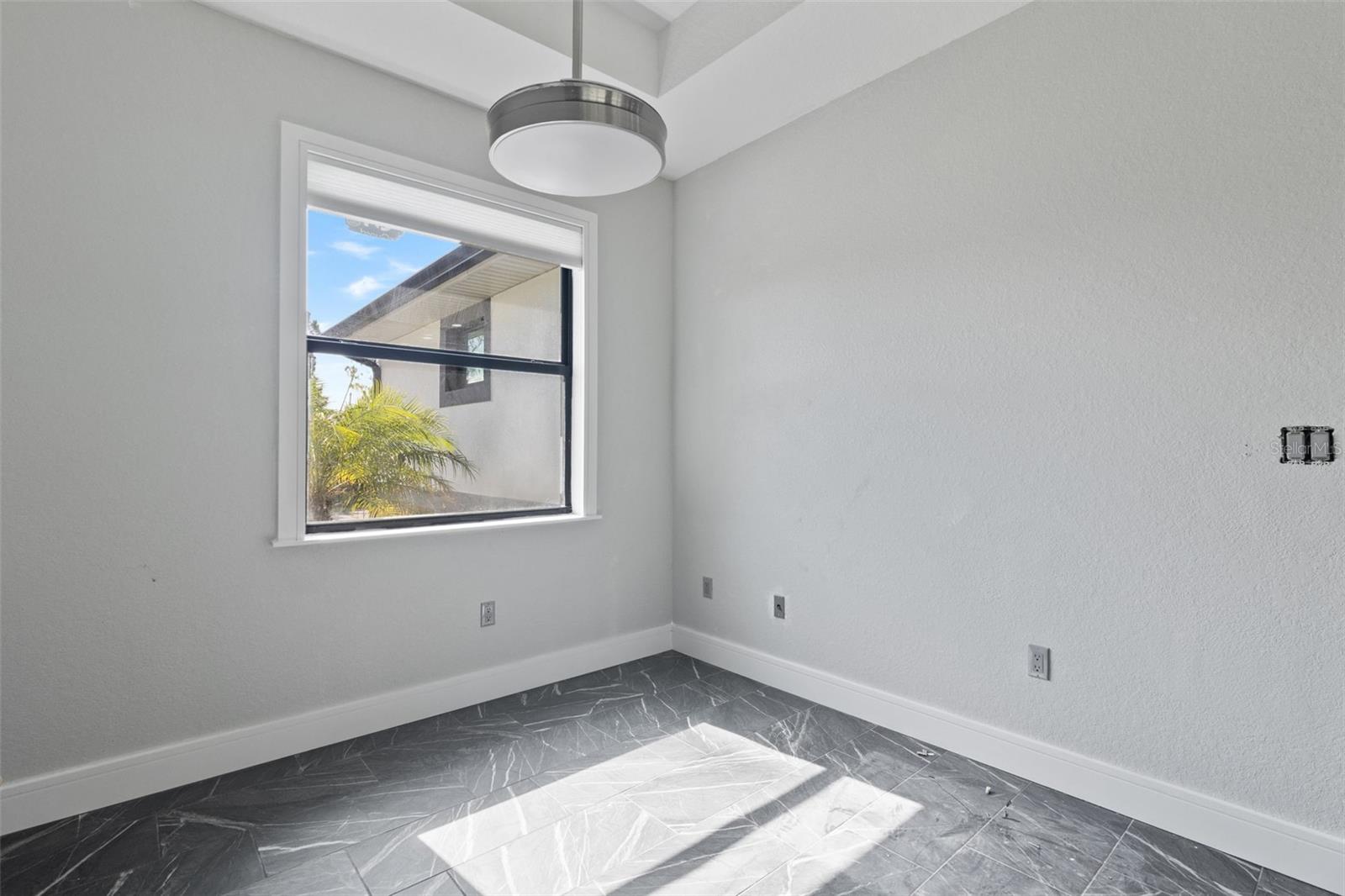 2385 ECKER TER — photo 41