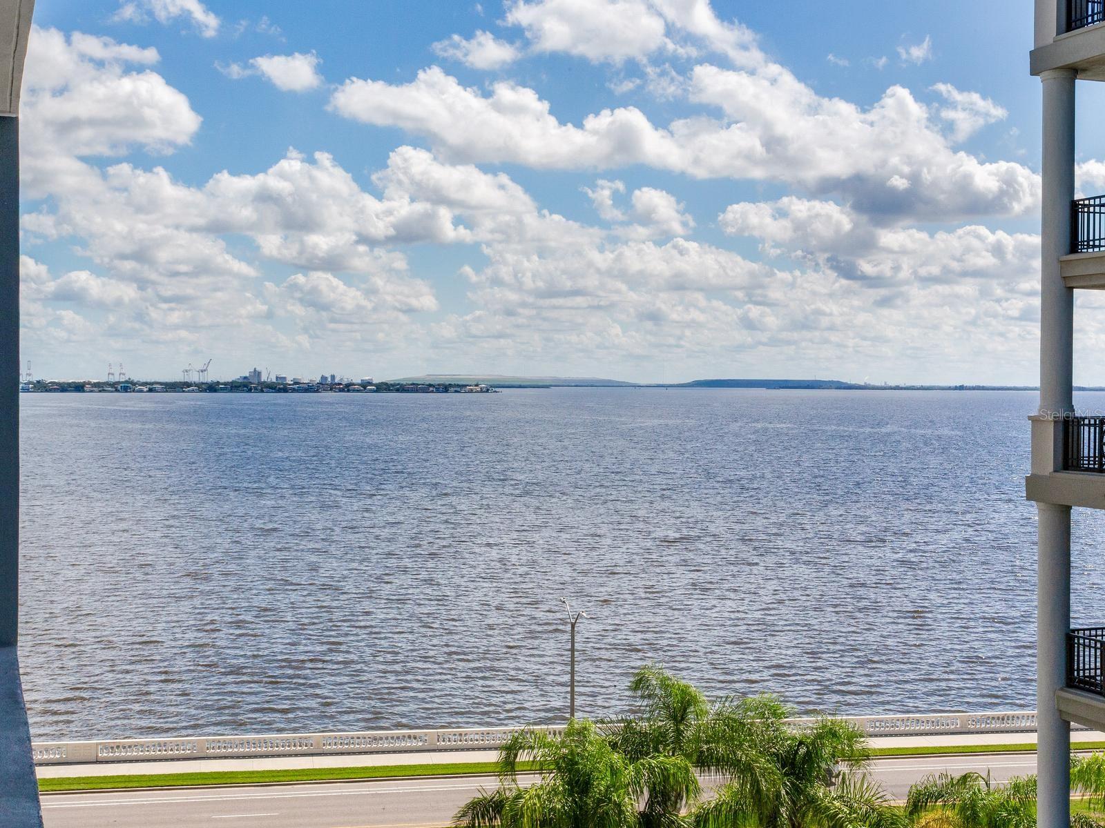 Home in TAMPA — photo 32