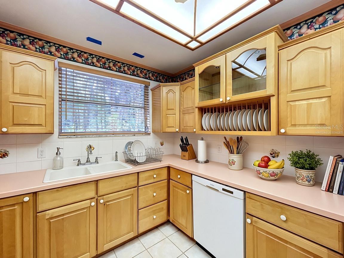 17932 WENDY SUE AVE — photo 20