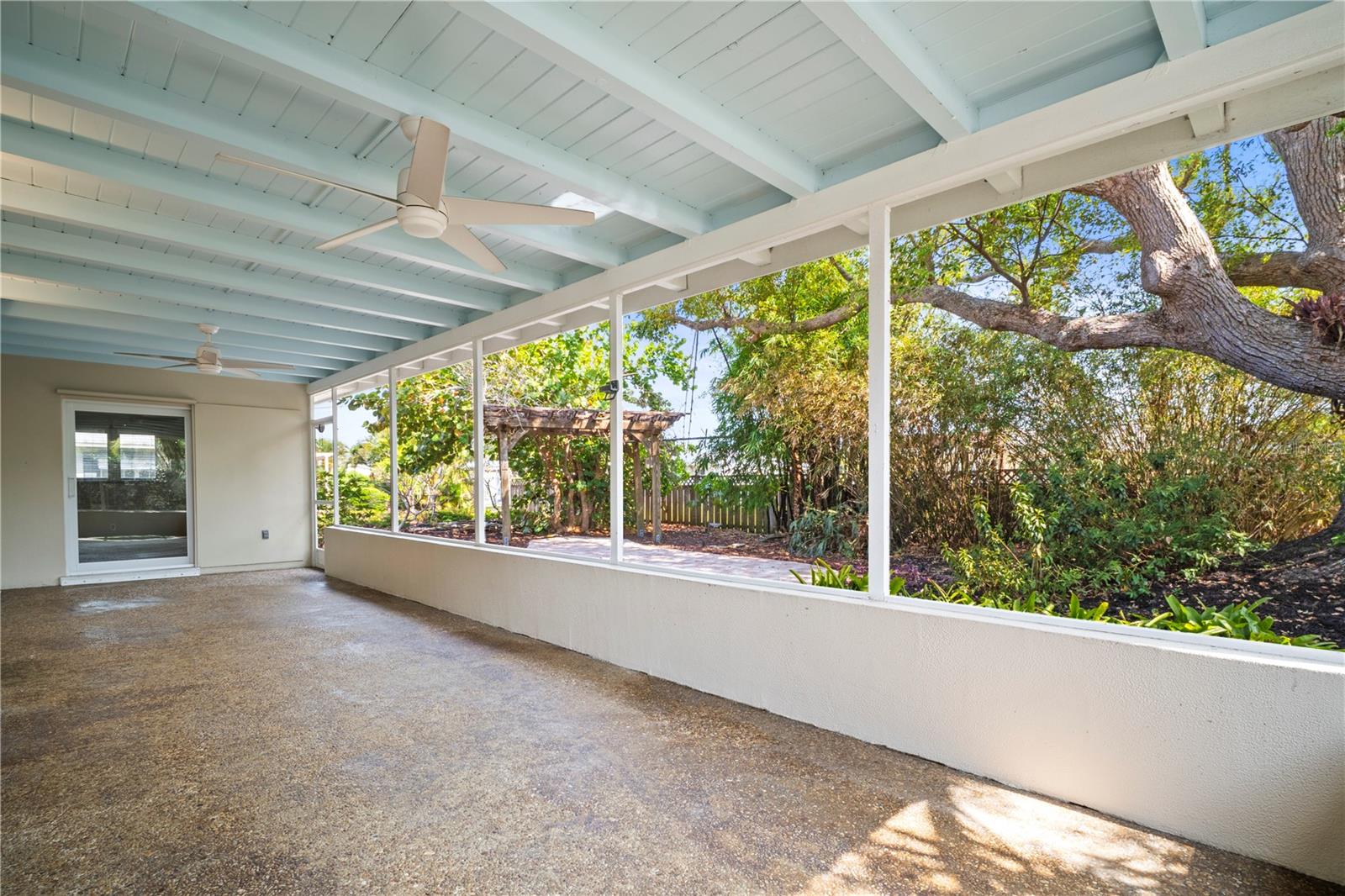 6512 BOWLINE DR — photo 23