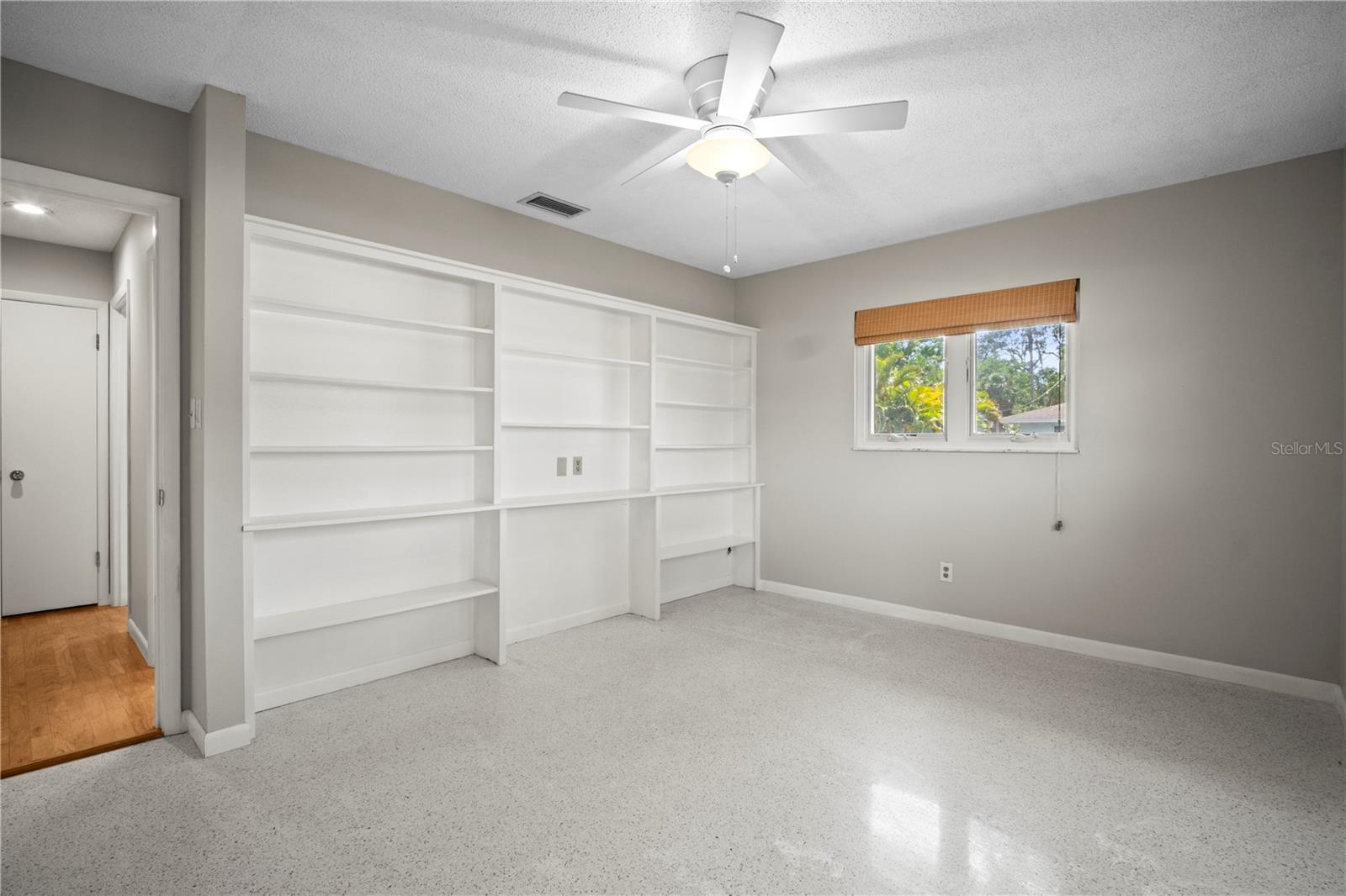 6512 BOWLINE DR — photo 20