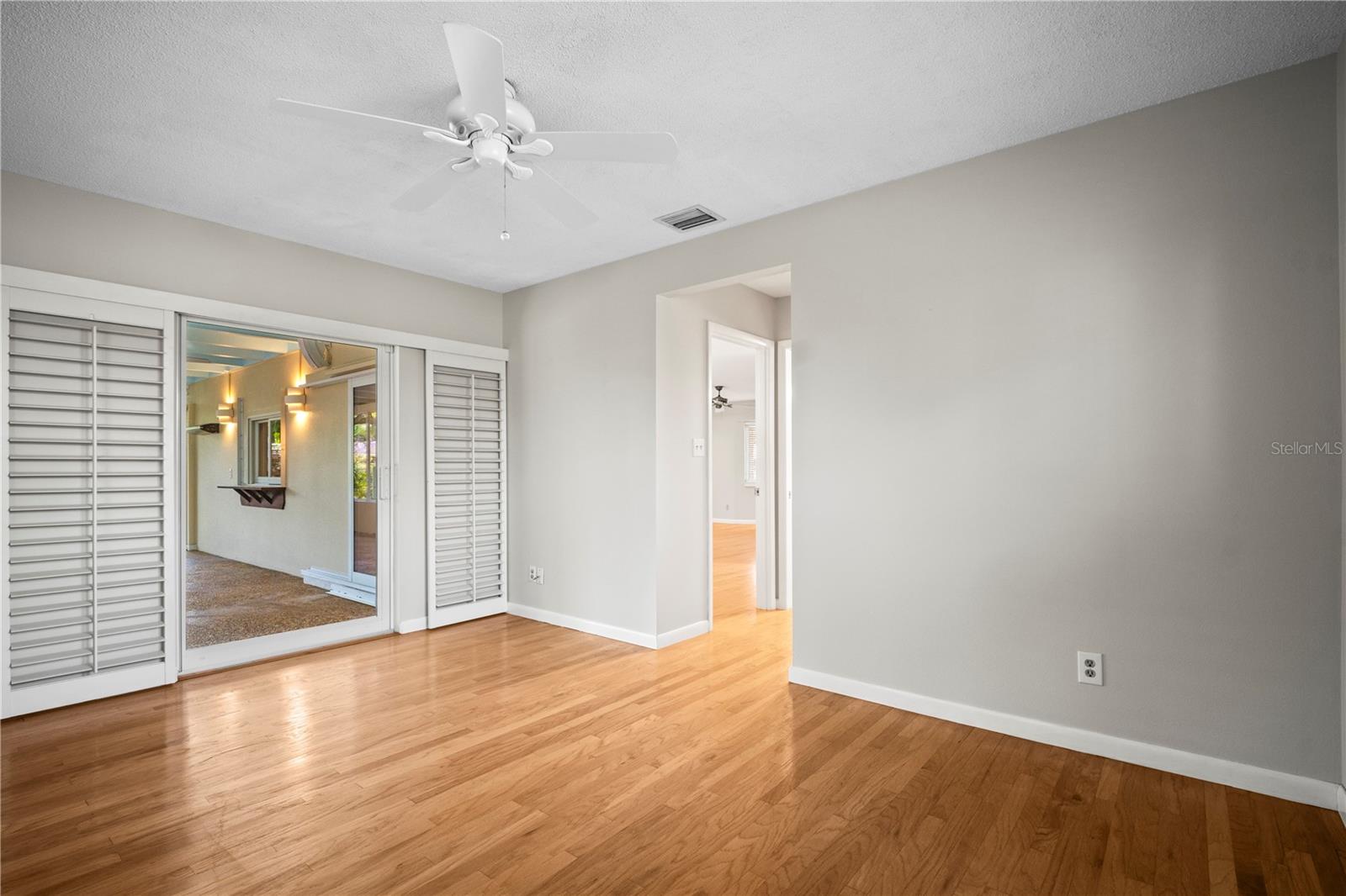 6512 BOWLINE DR — photo 12