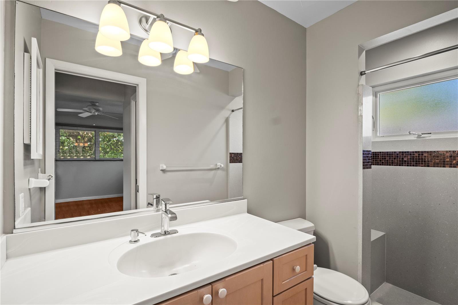6512 BOWLINE DR — photo 15