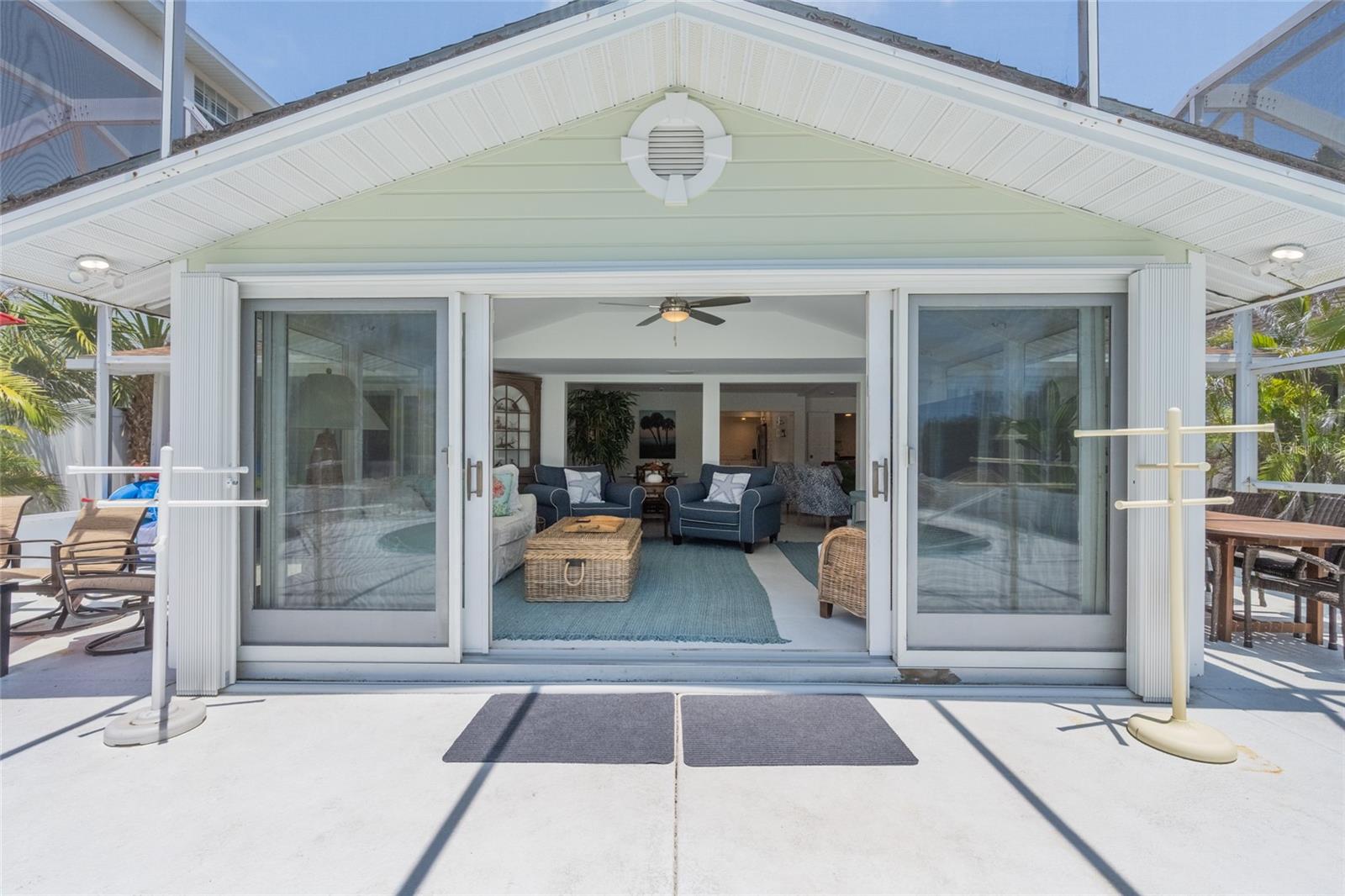 8302 MIDNIGHT PASS RD — photo 5