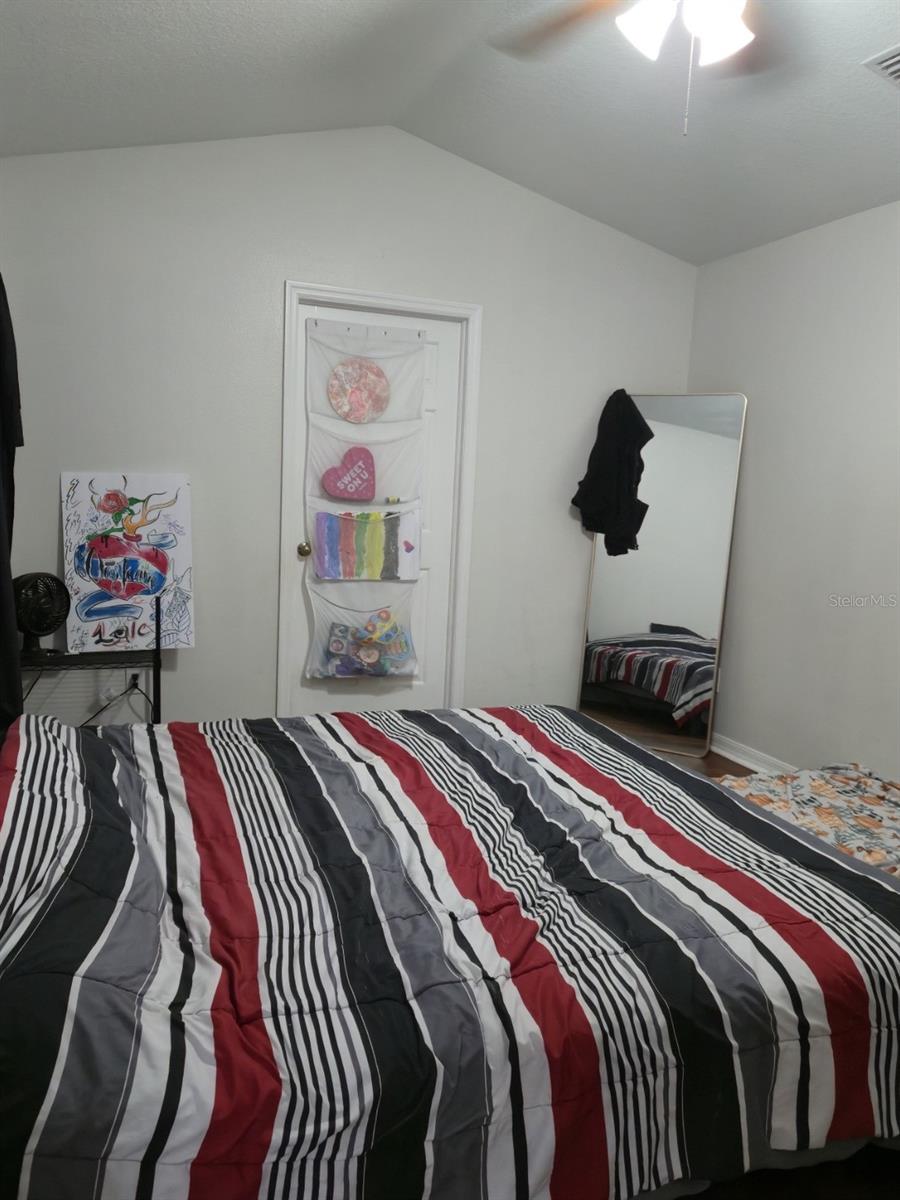 11125 LAKE TAHOE DR — photo 26