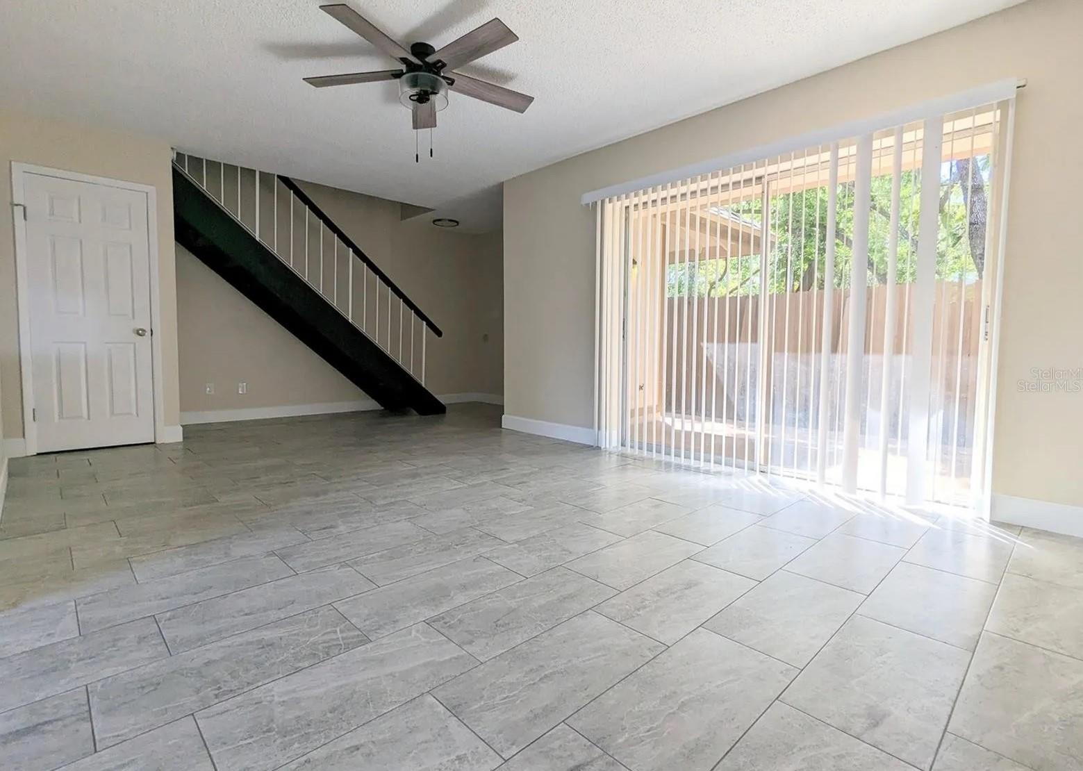 3111 CREEKGLEN CT — photo 8