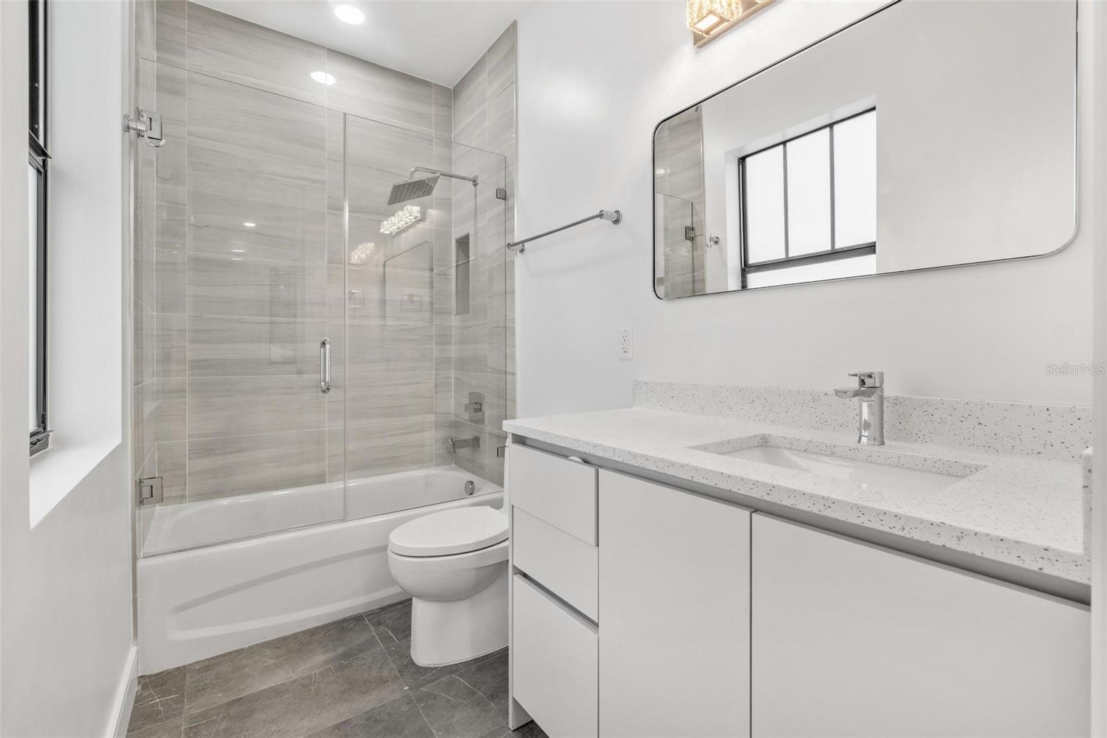 401 PARK BLVD — photo 30