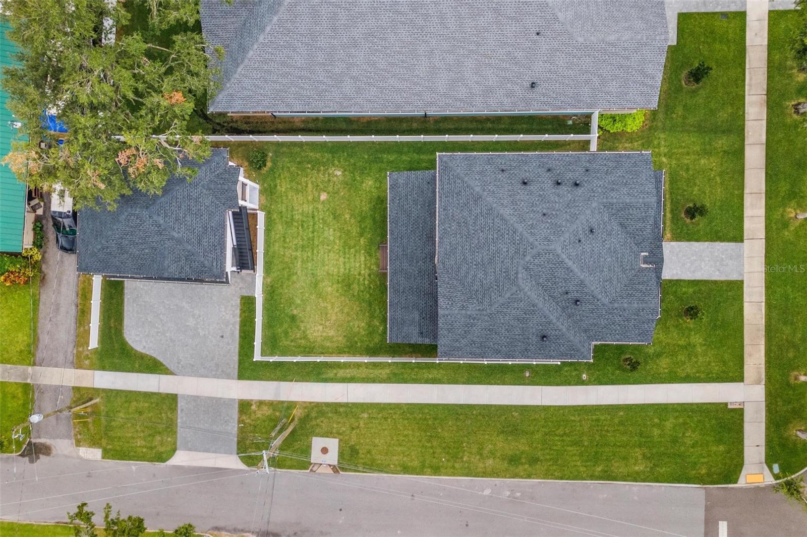 401 PARK BLVD — photo 32
