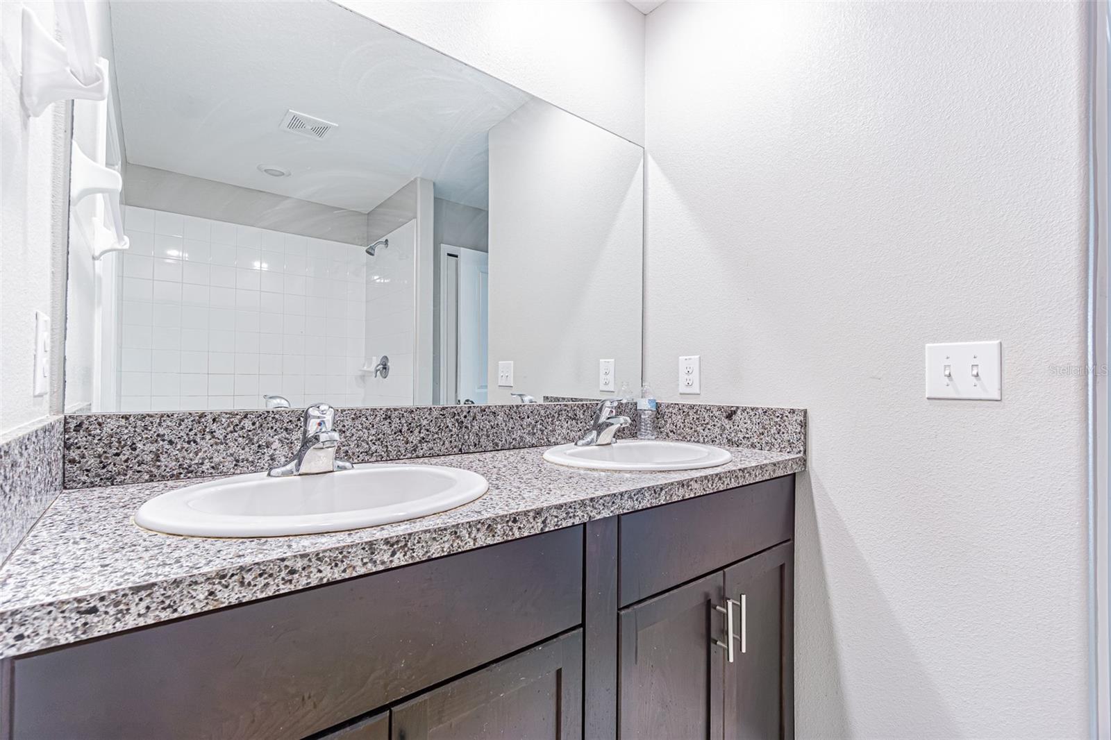 5102 DANDELION ST — photo 23