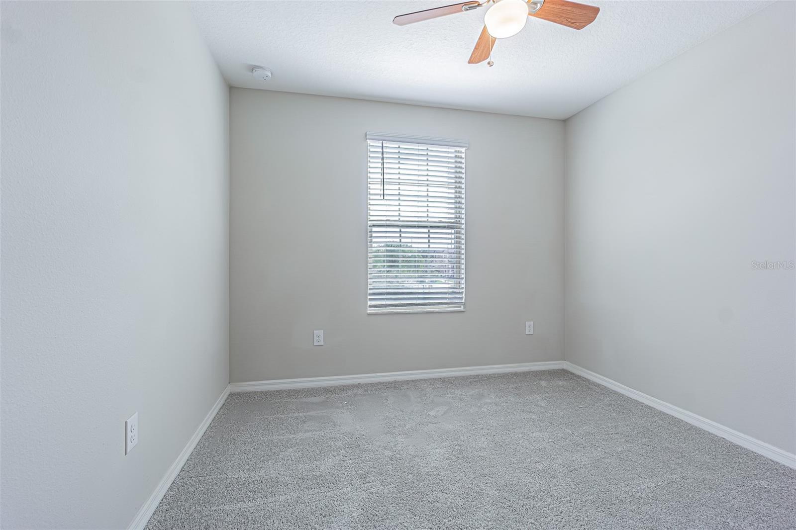 5102 DANDELION ST — photo 31