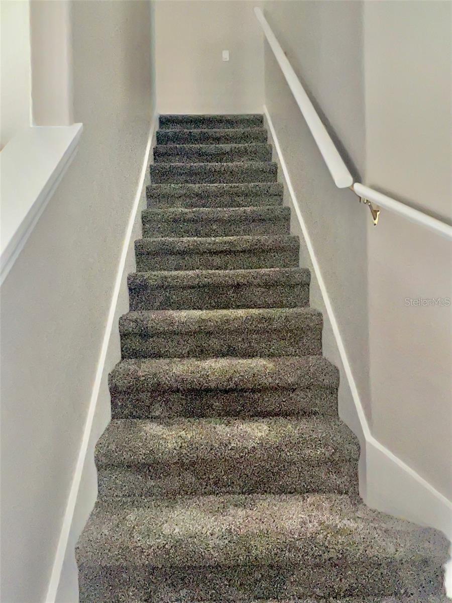 304 BEACON HARBOUR LOOP — photo 9