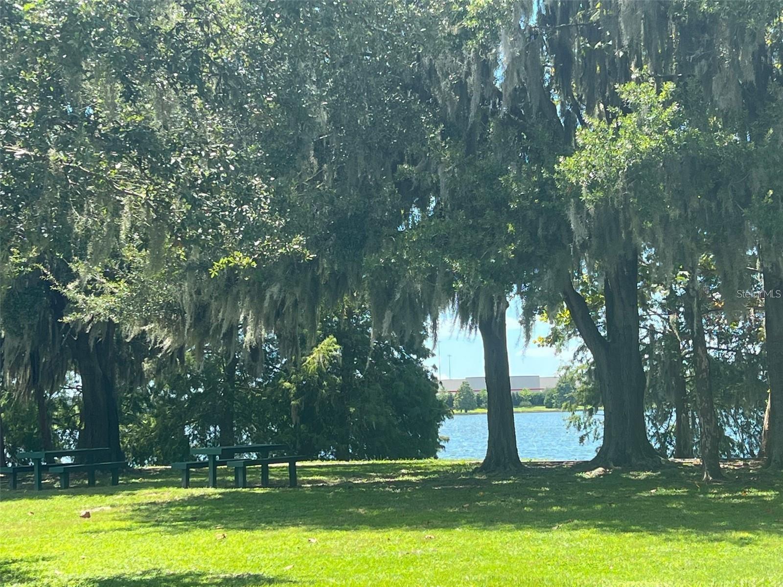 304 BEACON HARBOUR LOOP — photo 19