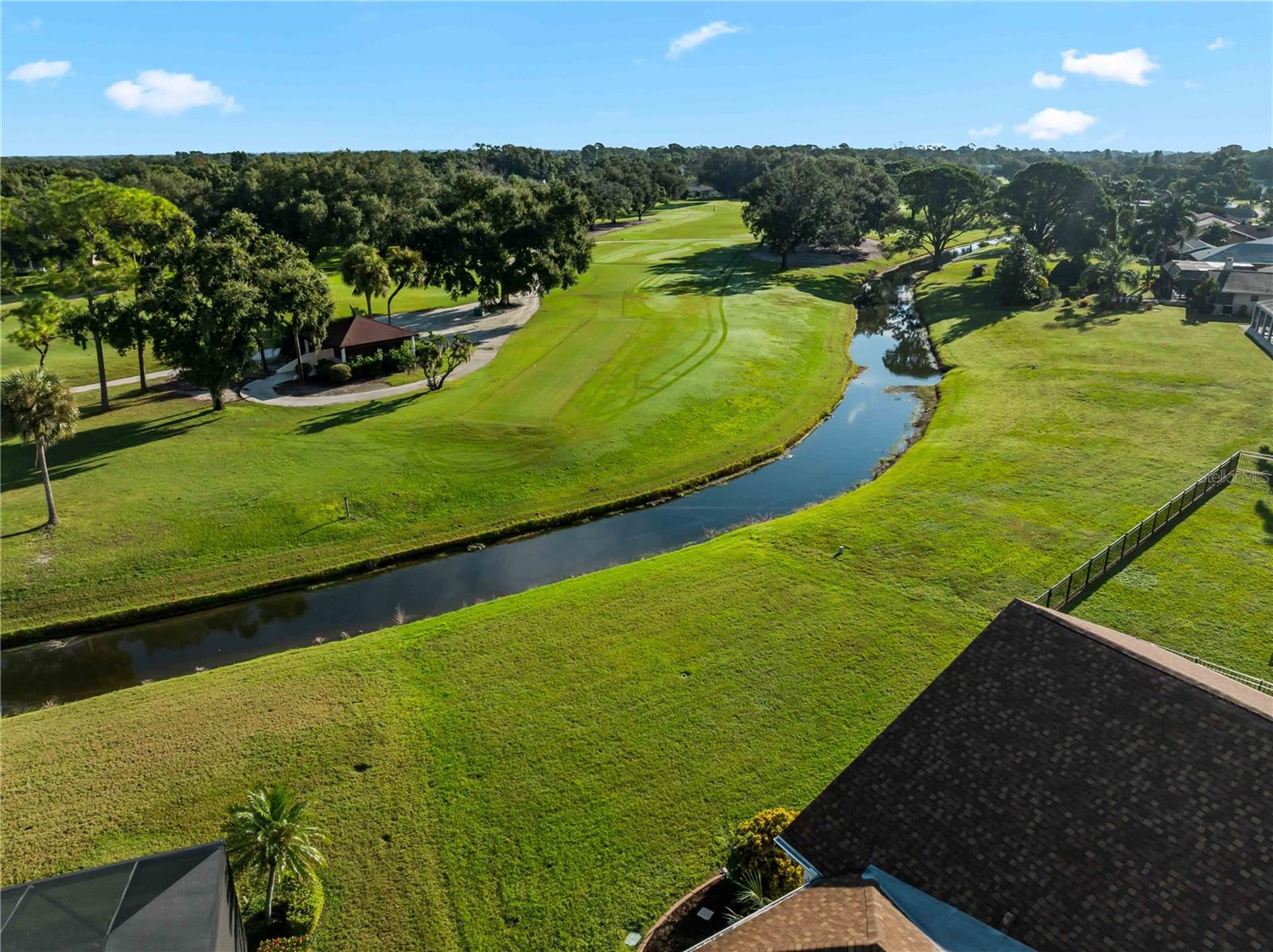 5121 PALM AIRE DR — photo 44