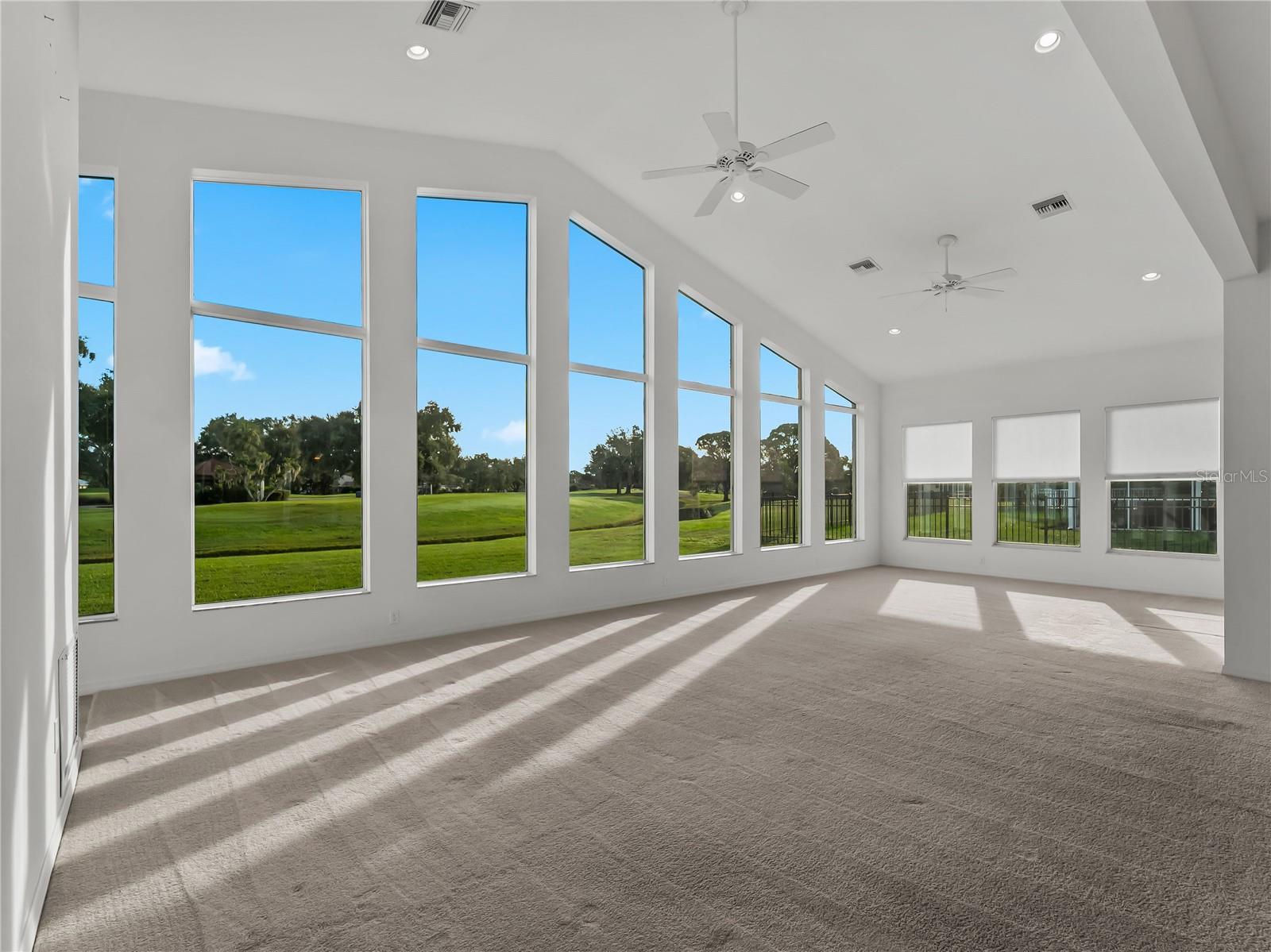 5121 PALM AIRE DR — photo 13