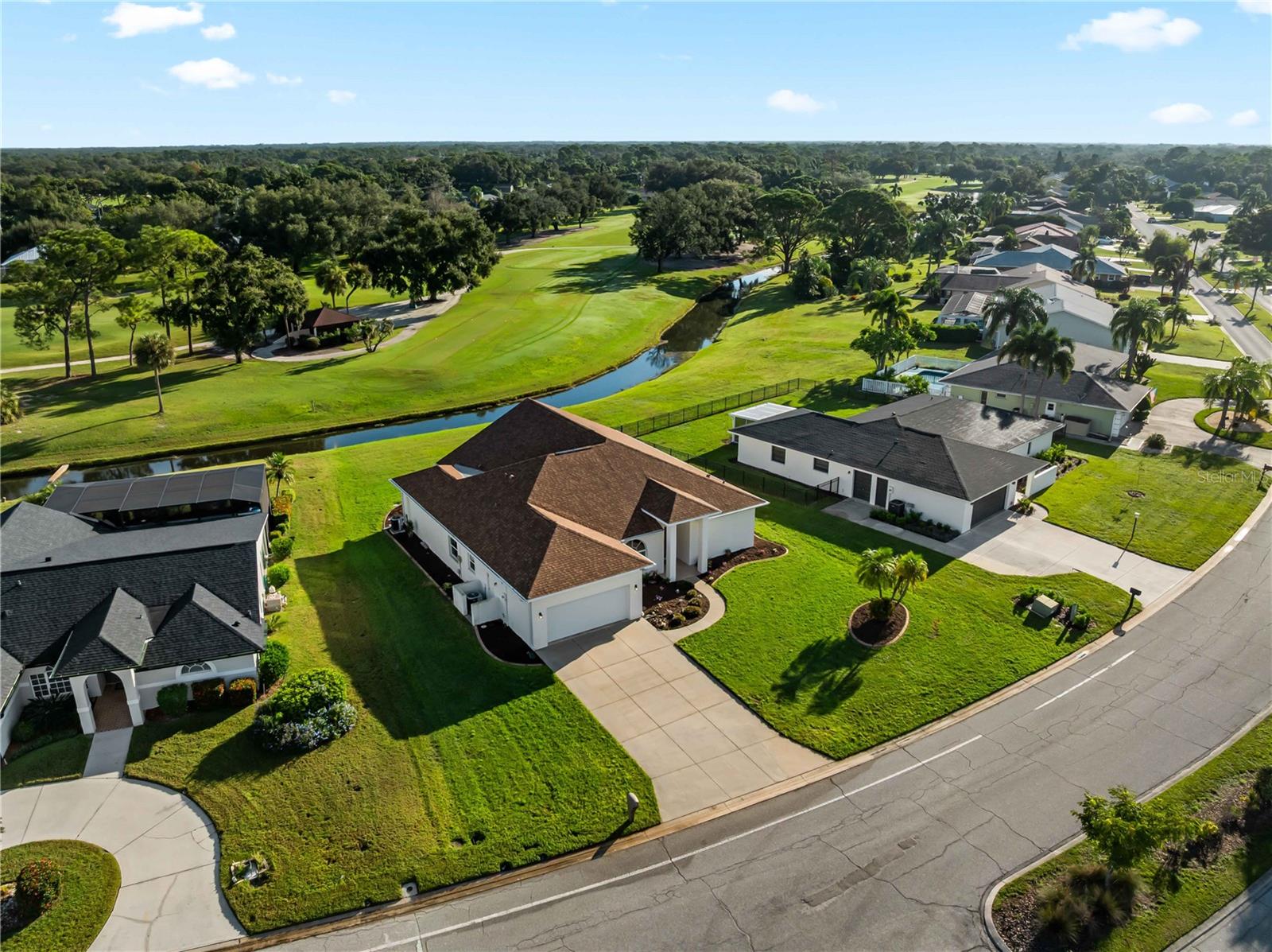5121 PALM AIRE DR — photo 43