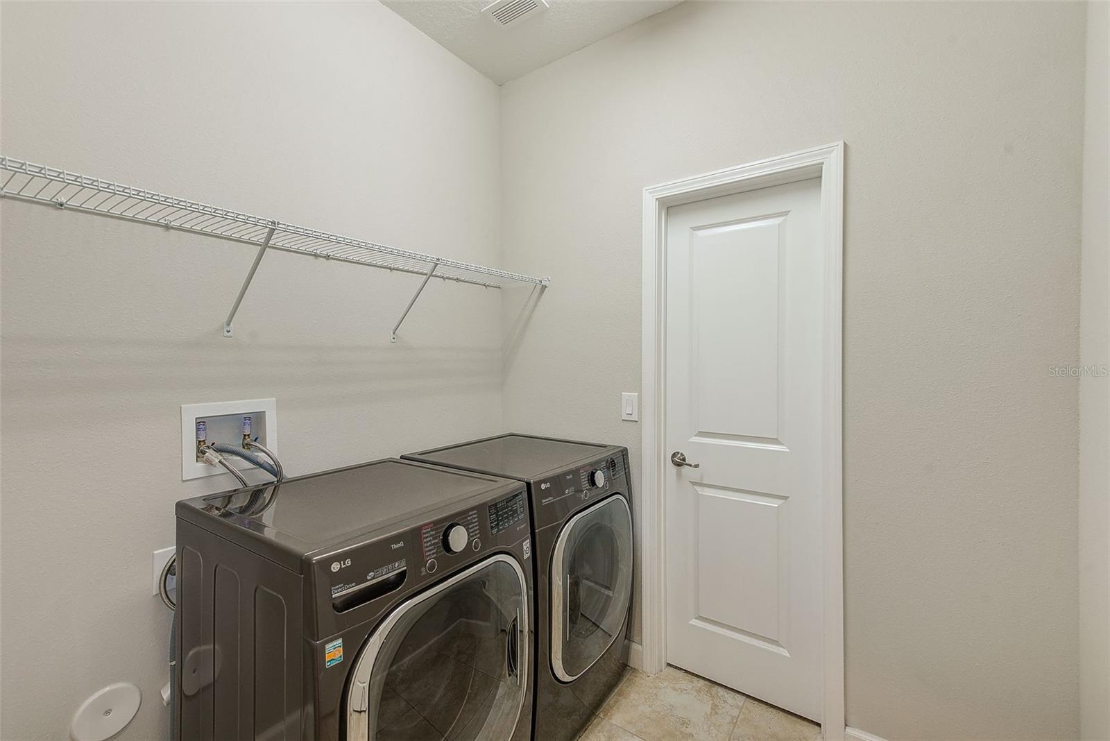 8121 SEQUESTER LOOP — photo 26