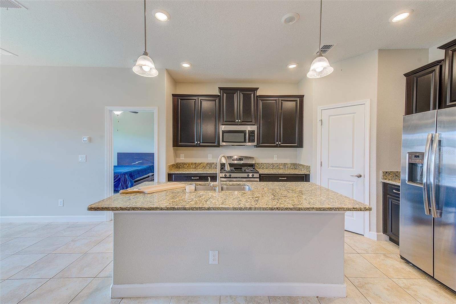 8121 SEQUESTER LOOP — photo 6