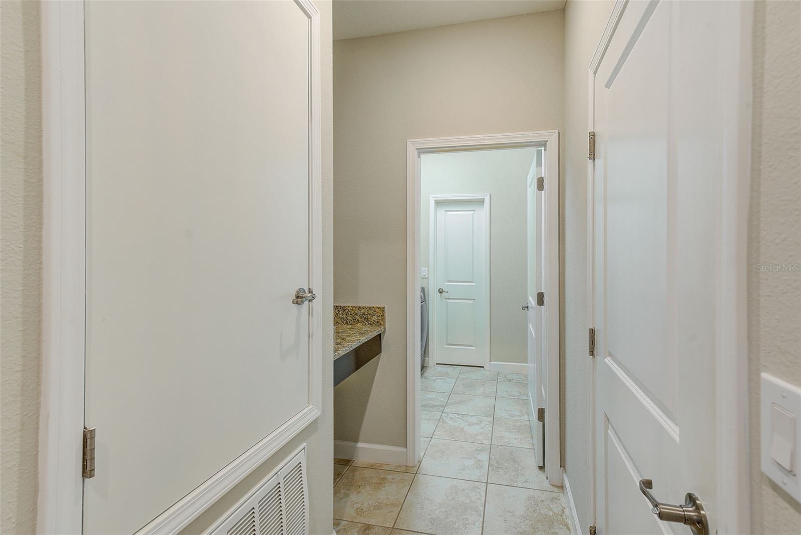 8121 SEQUESTER LOOP — photo 25