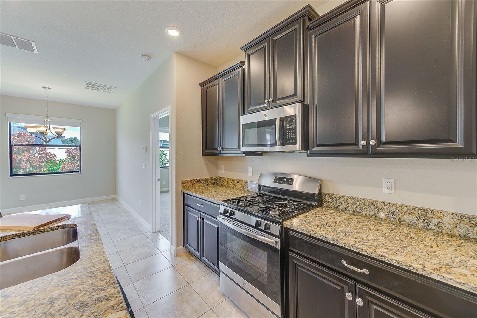 8121 SEQUESTER LOOP — photo 9