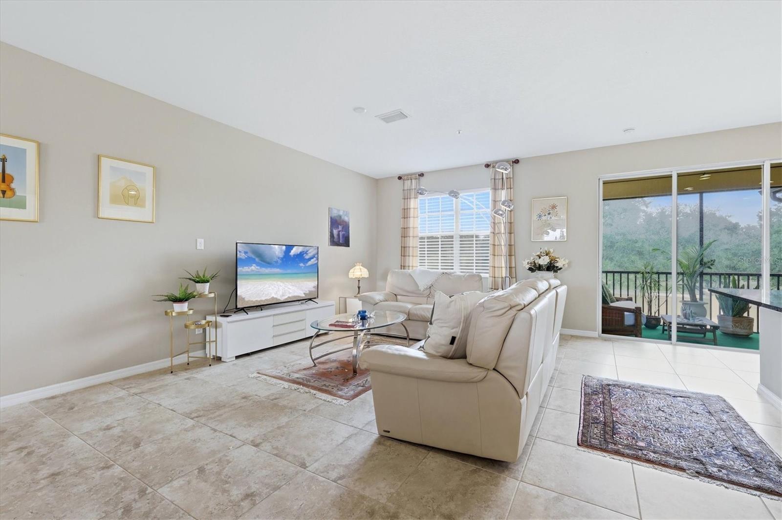 8115 MIRAMAR WAY #202 — photo 6