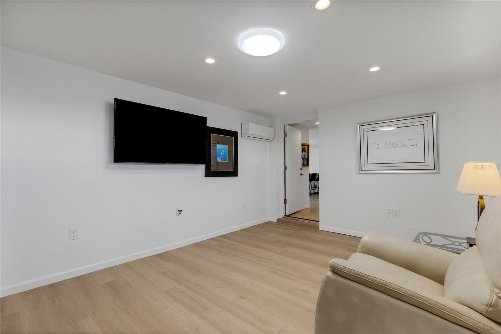 214 HOURGLASS WAY #V-4 — photo 33