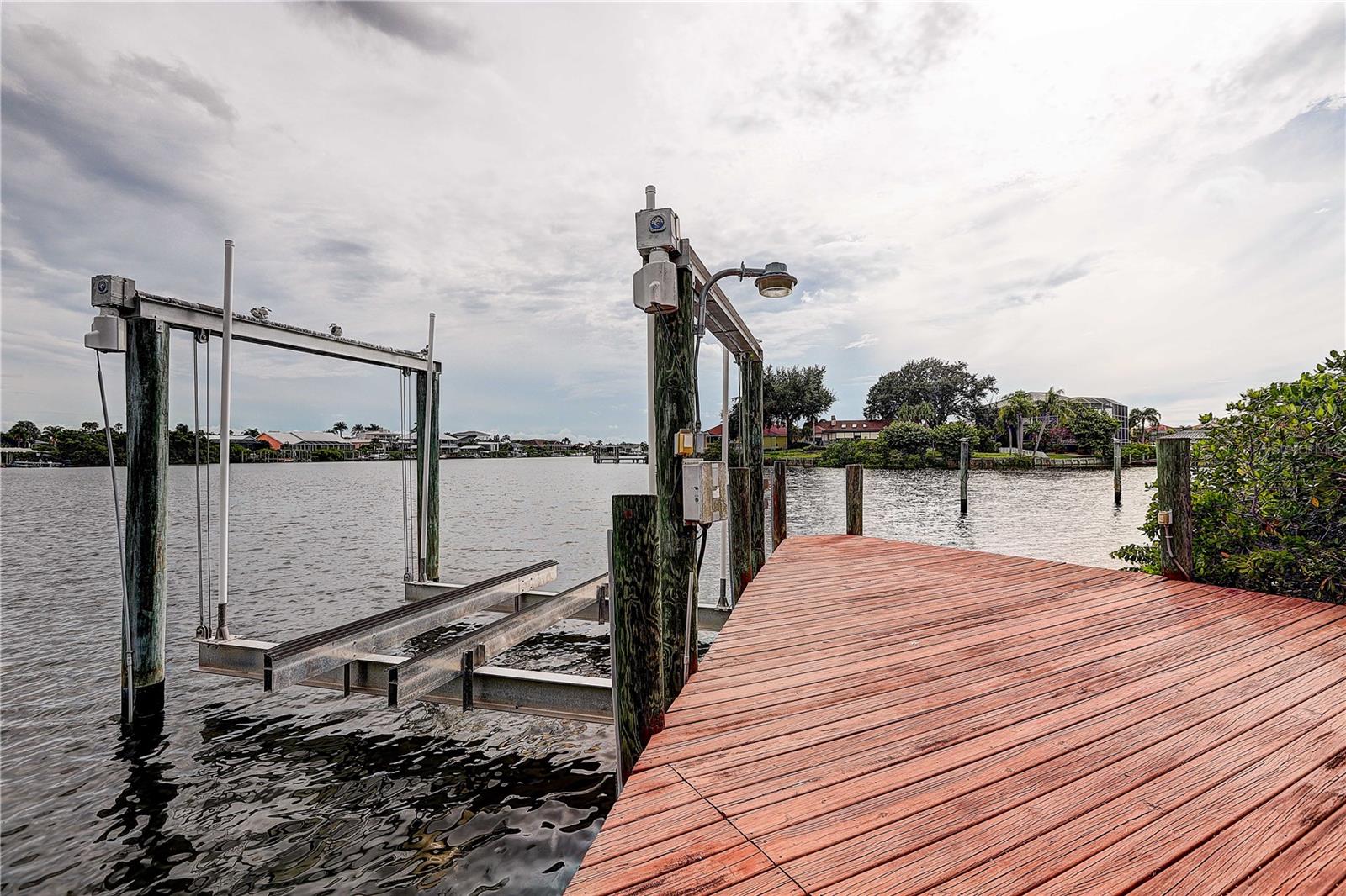 852 SYMPHONY ISLES BLVD — photo 33