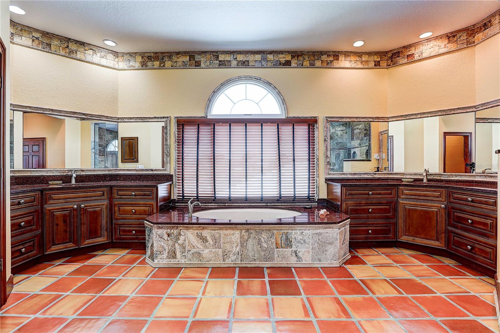 852 SYMPHONY ISLES BLVD — photo 41