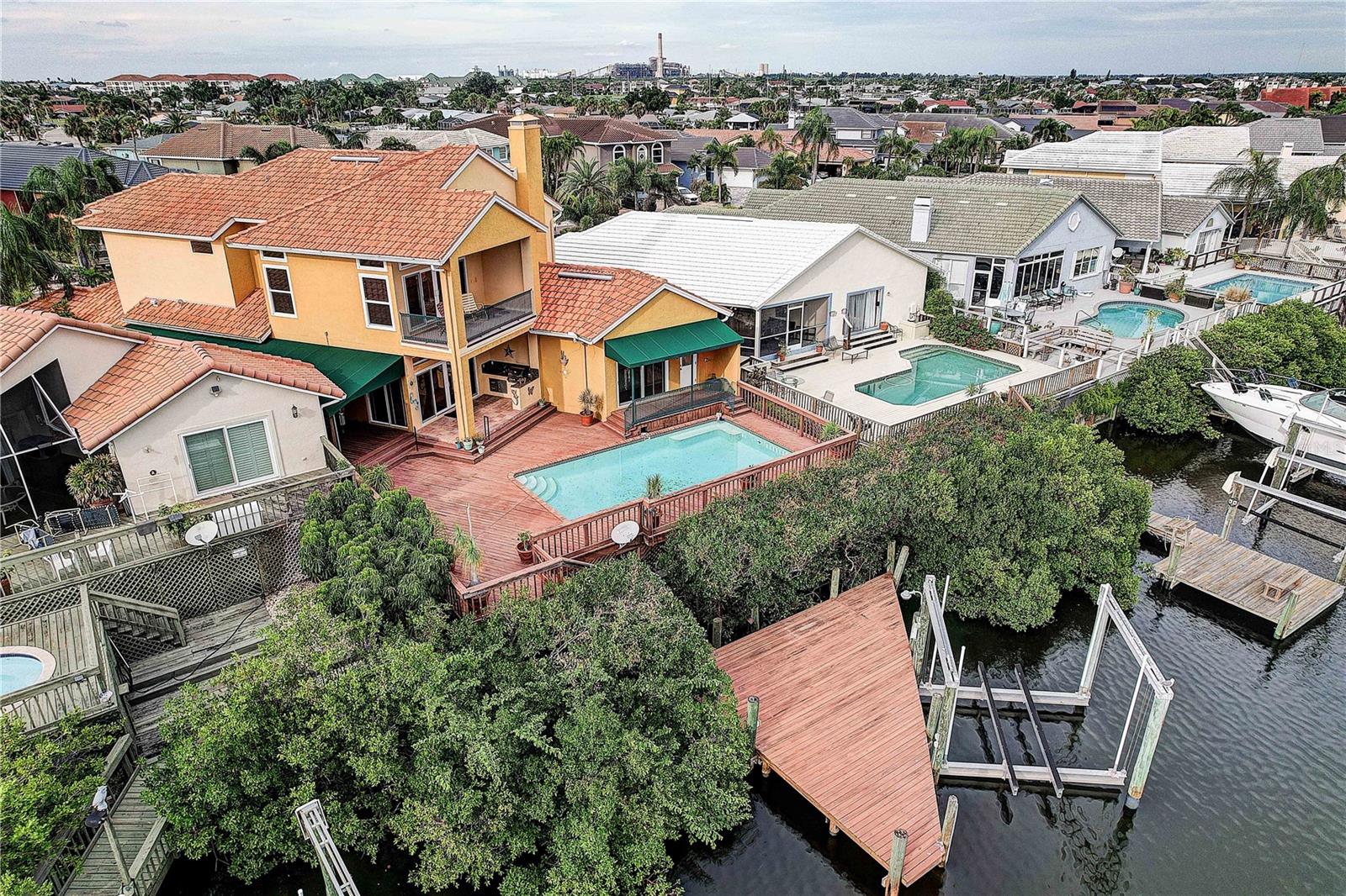 852 SYMPHONY ISLES BLVD — photo 2