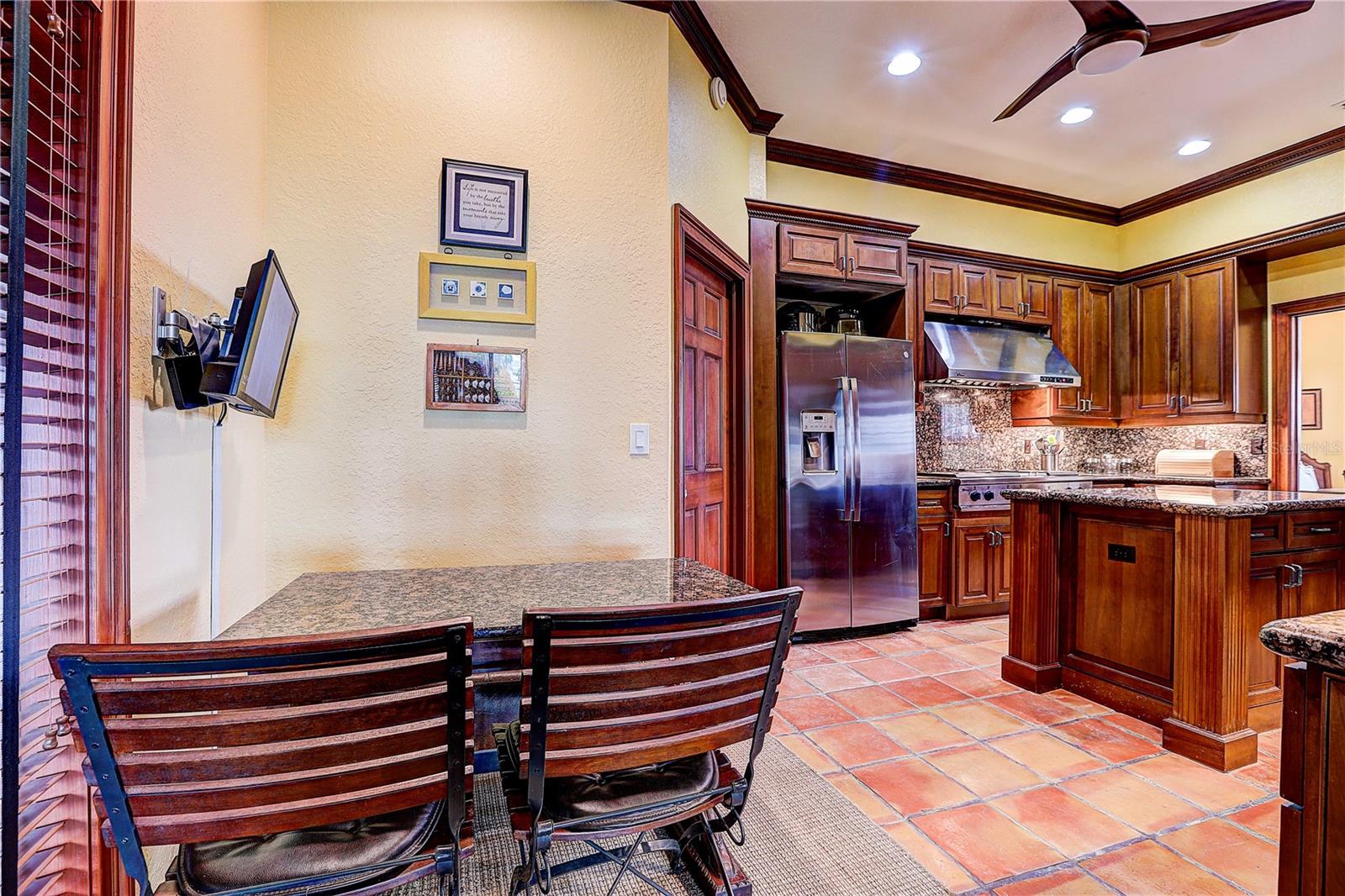852 SYMPHONY ISLES BLVD — photo 9