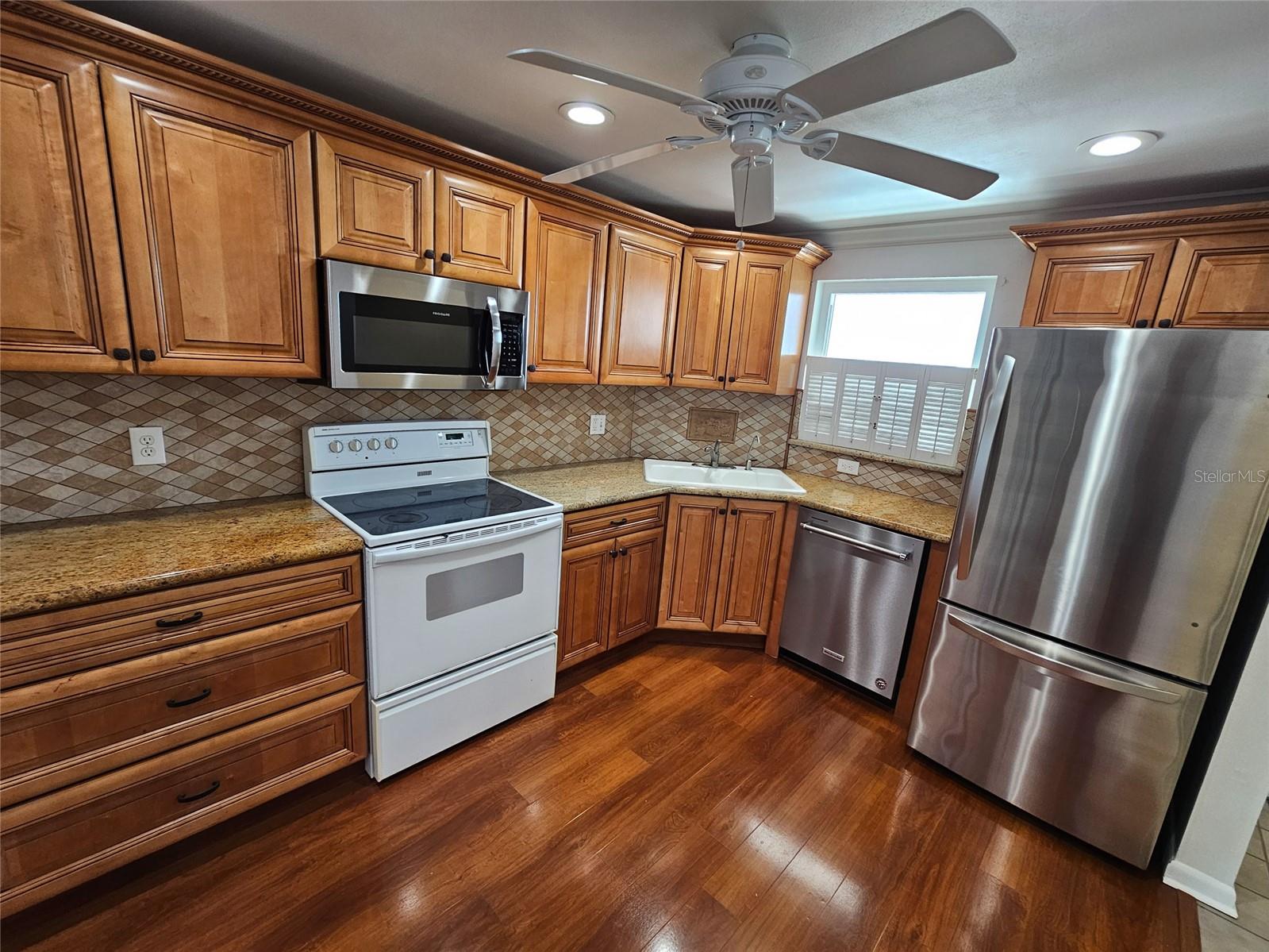 5980 SHORE DR S #901 — photo 5