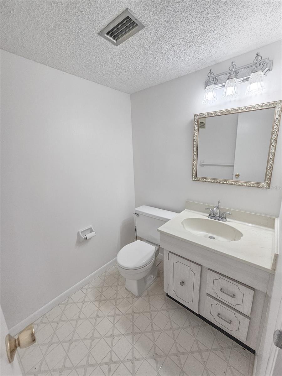 5980 SHORE DR S #901 — photo 29