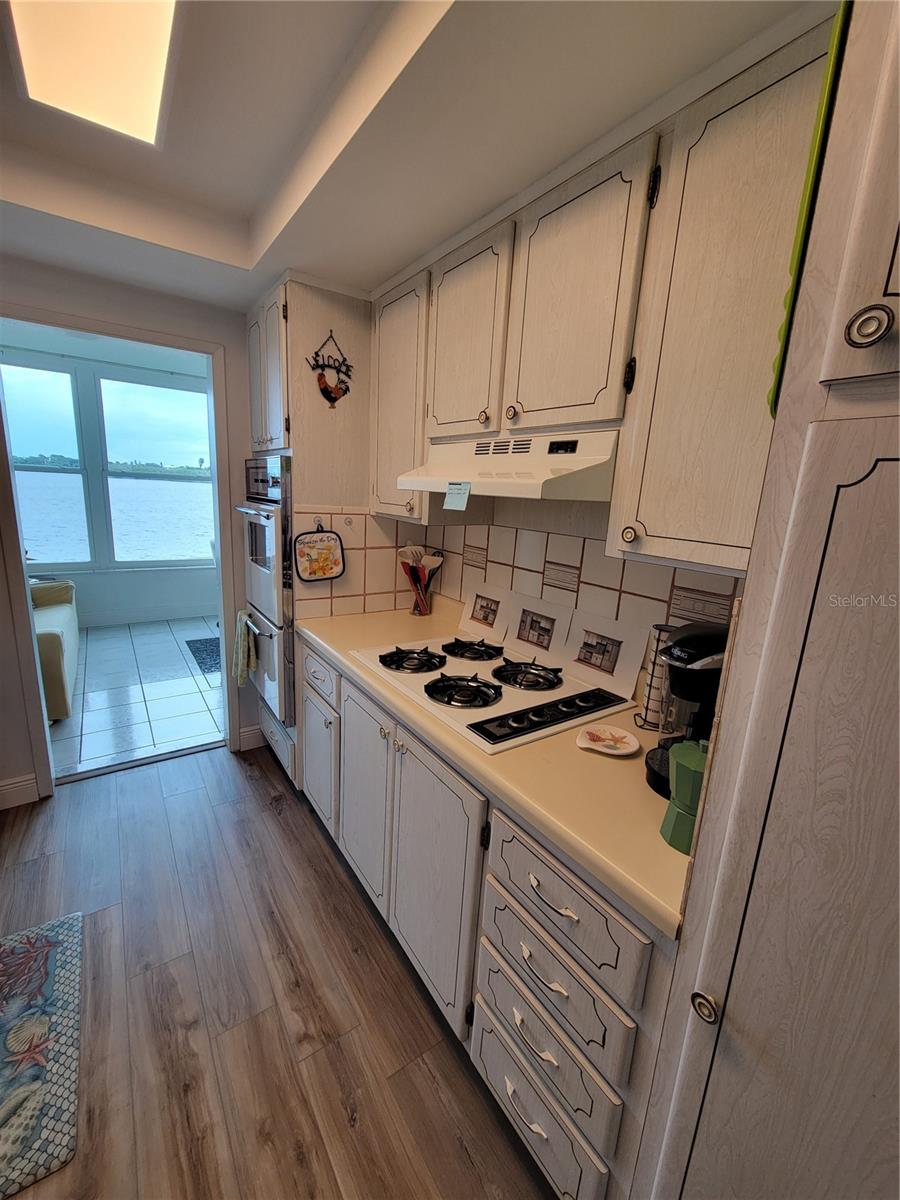 1847 SHORE DR S #204 — photo 11