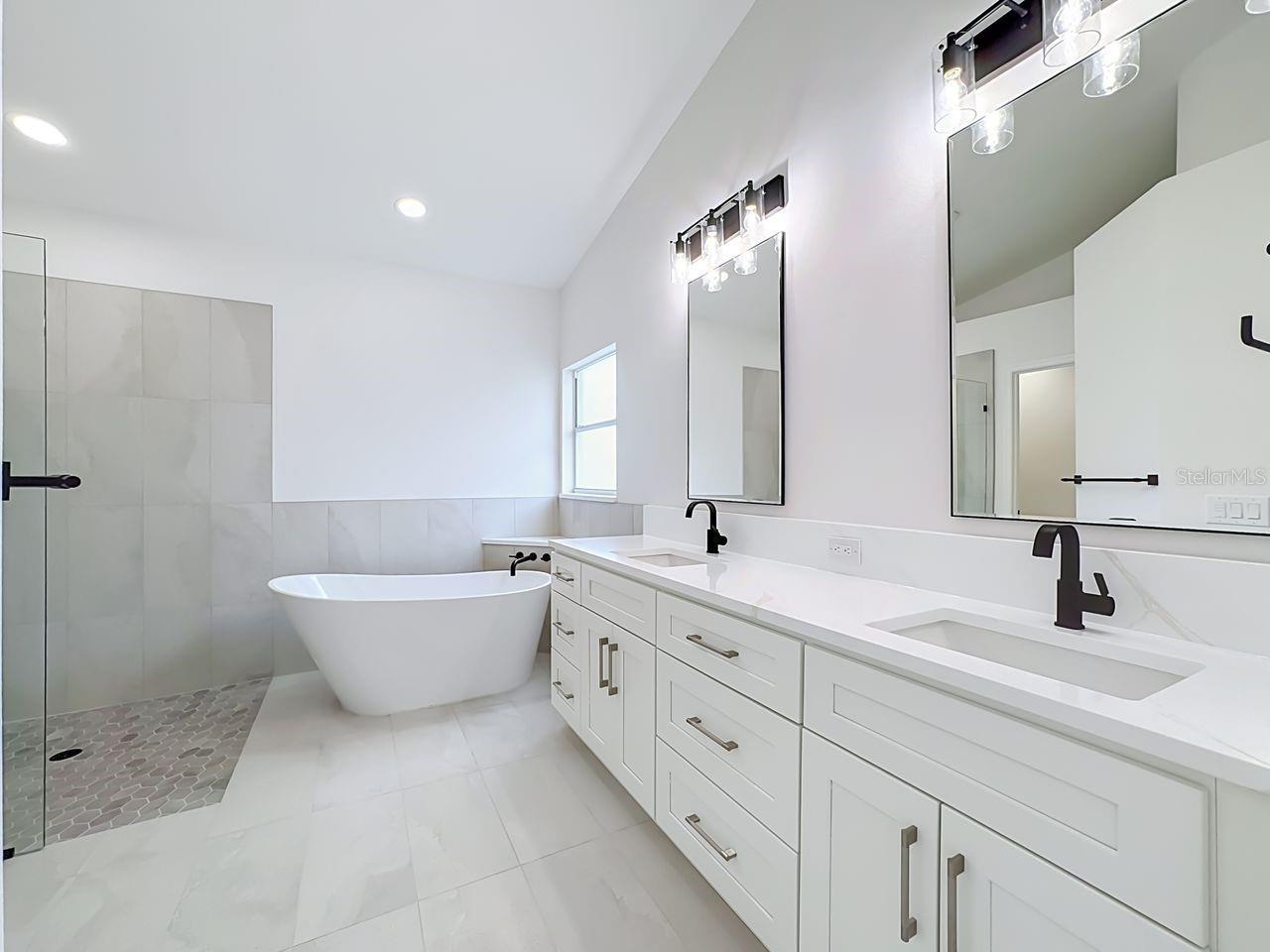 4190 WESTBOURNE CIR — photo 14
