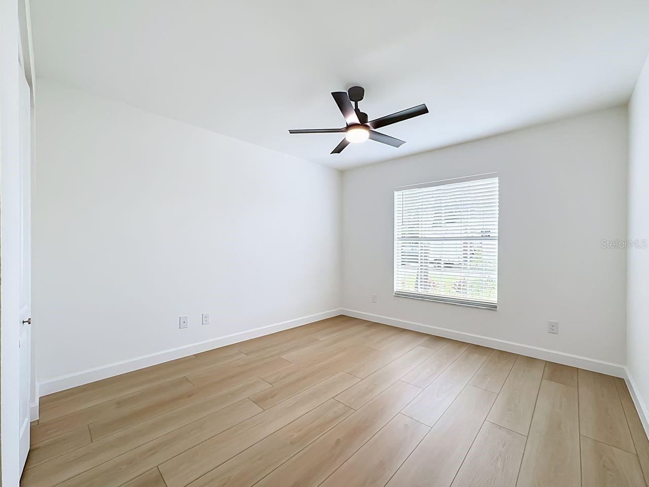 4190 WESTBOURNE CIR — photo 23