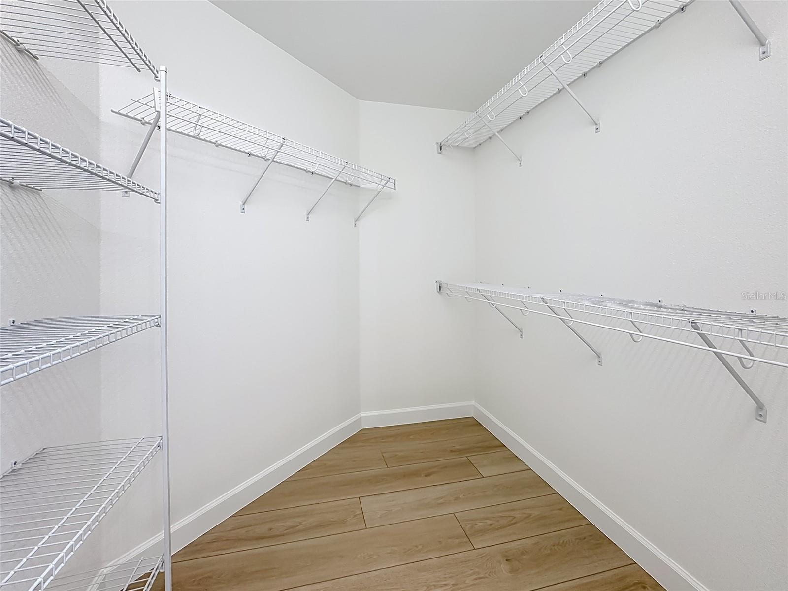 4190 WESTBOURNE CIR — photo 18