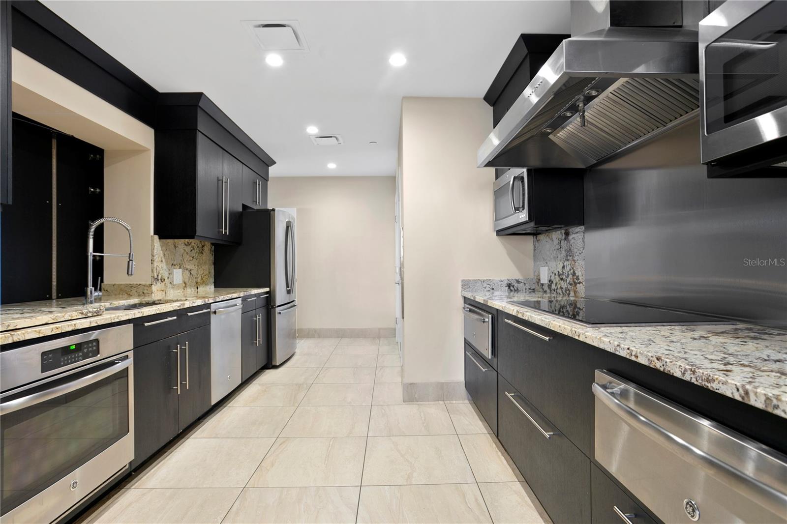 3301 BAYSHORE BLVD #702E — photo 33