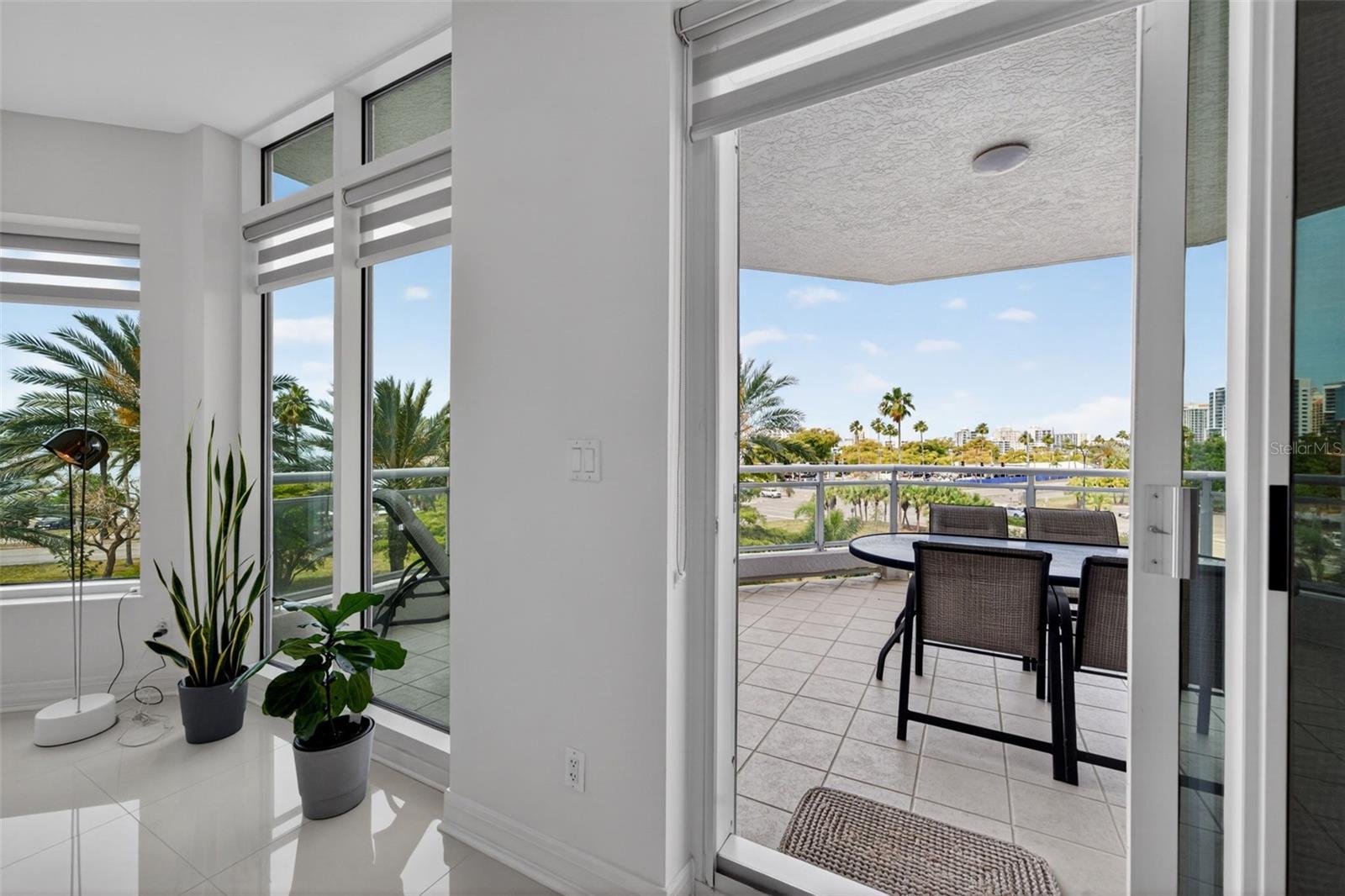 340 S PALM AVE #14 — photo 28