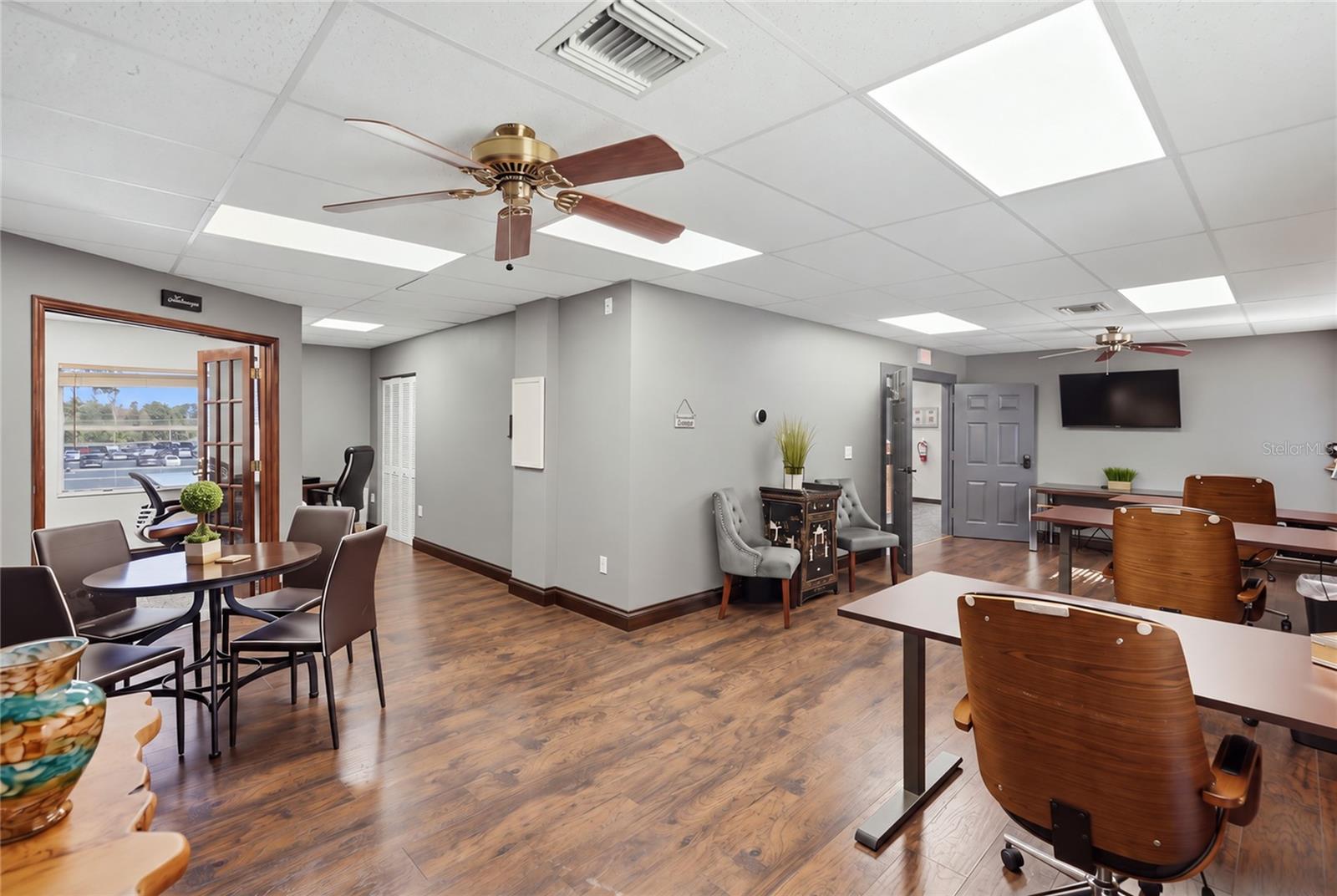 2729 STATE ROAD 580 — photo 31